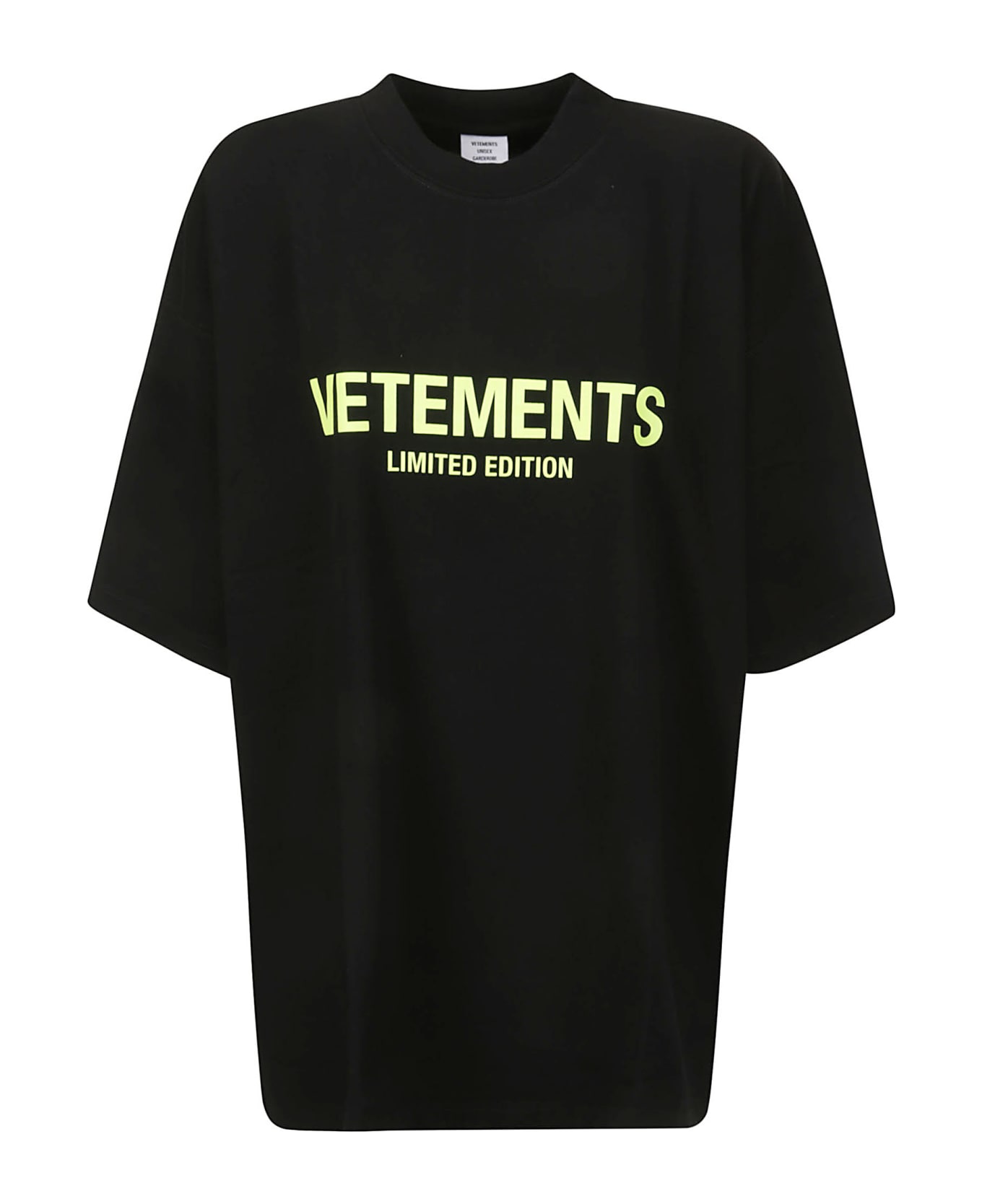 VETEMENTS Limited Edition Logo T-shirt - BLACK / YELLOW Tシャツ