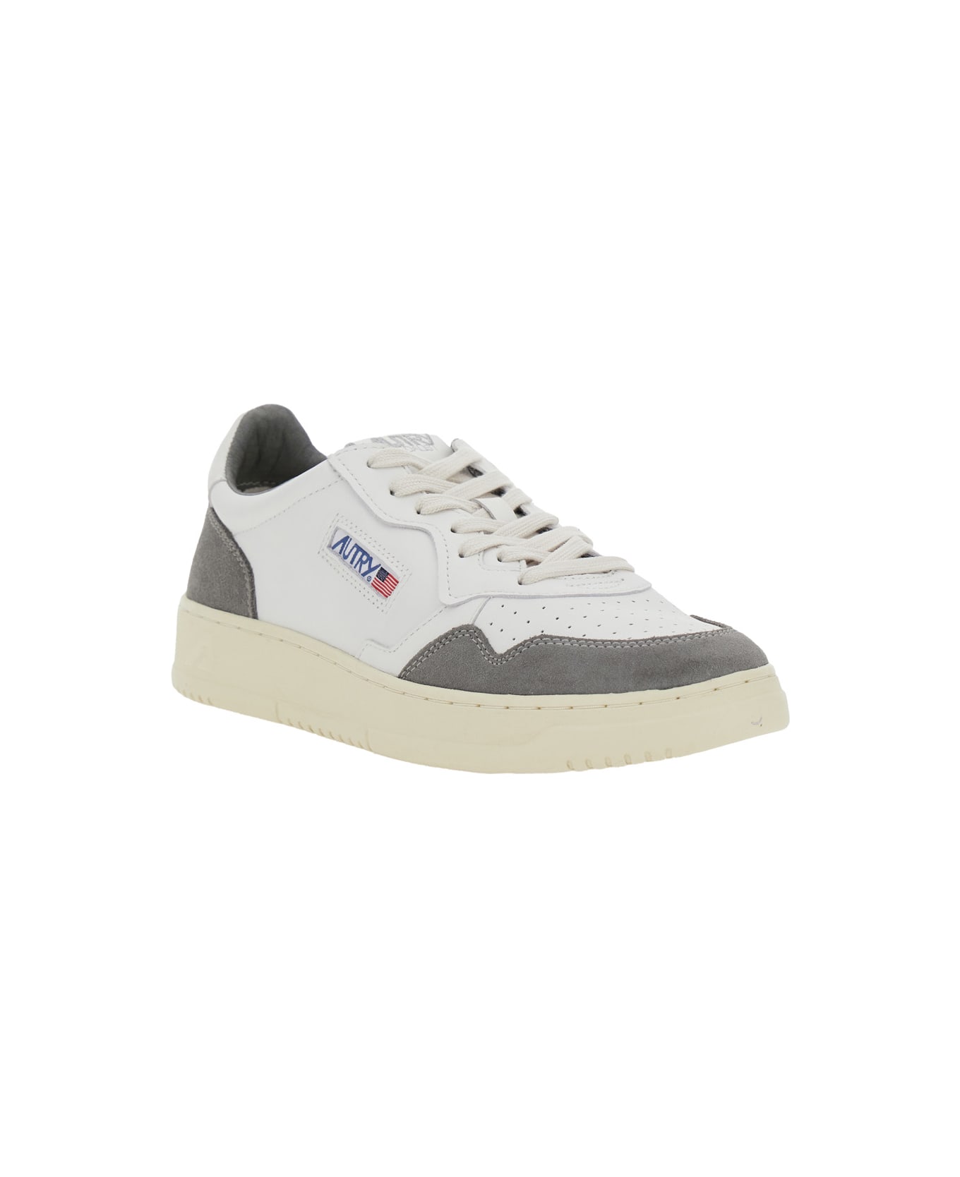 Autry 'medalist Low' White Low Top Sneakers With Side Logo Detail In Leather Man - White