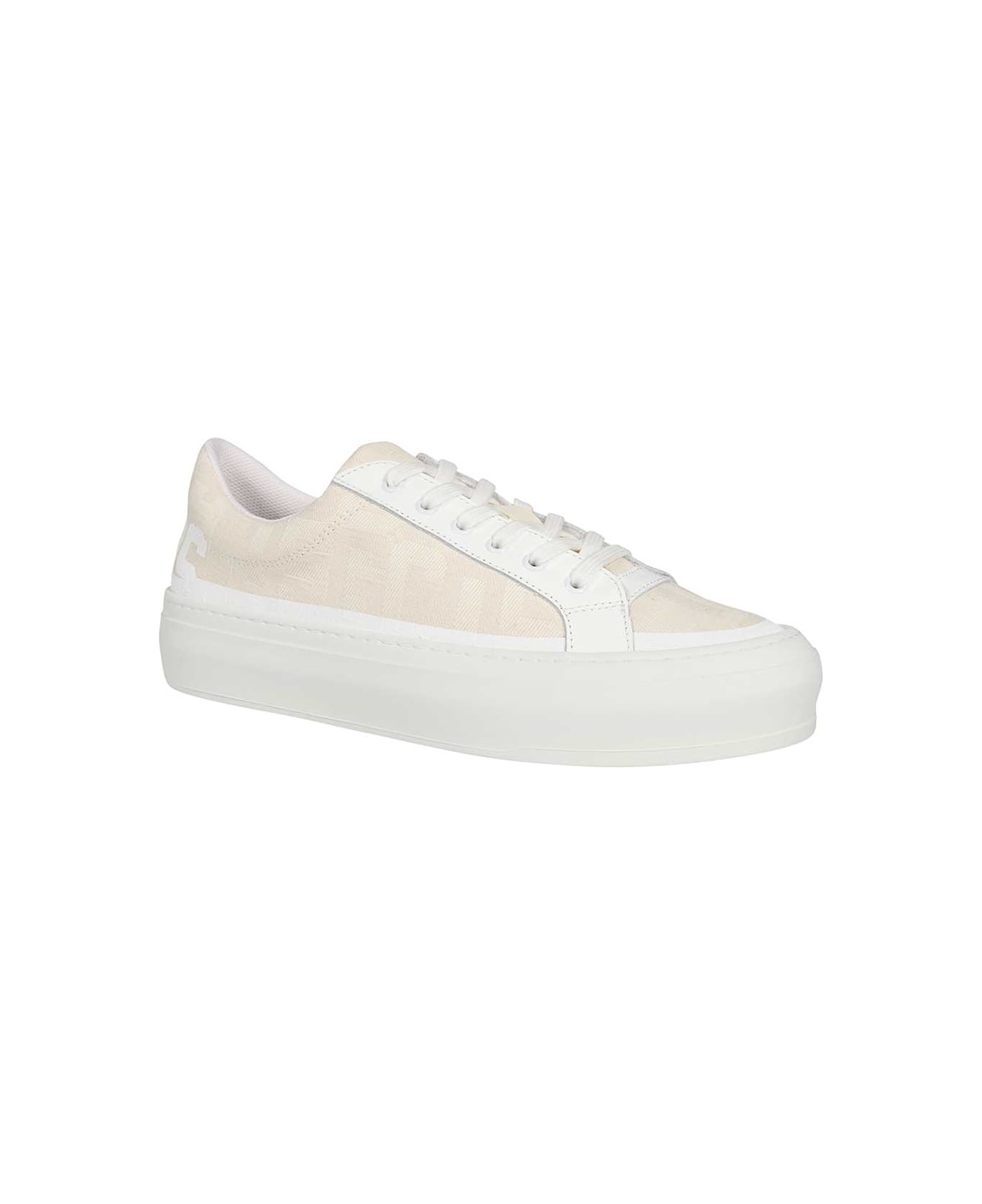 GCDS Low-top Sneakers - White