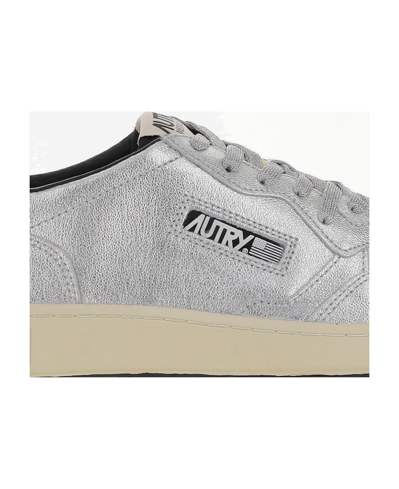 Autry Medalist Low Sneakers - Silver/blk