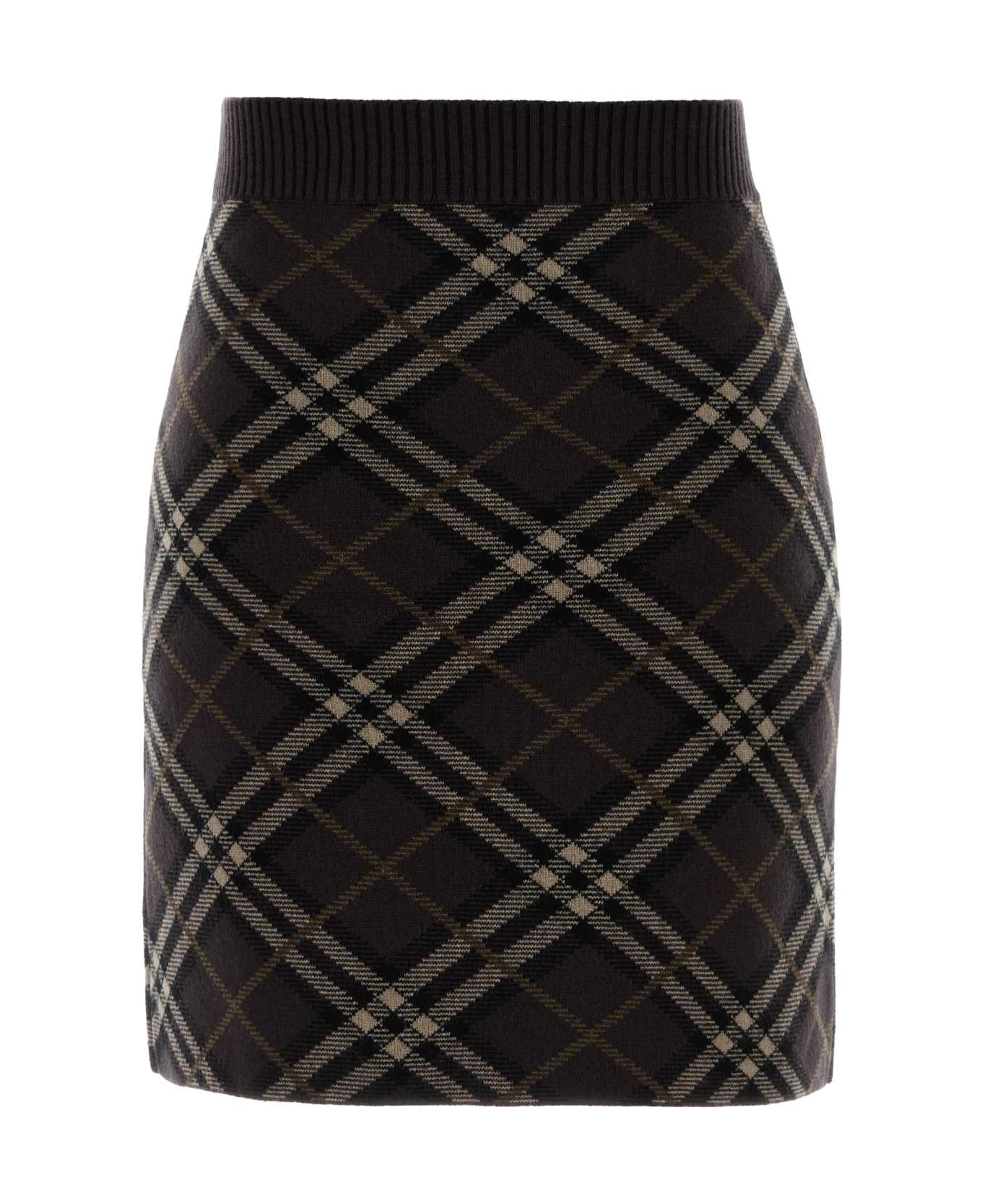 Burberry Embroidered Stretch Wool Blend Mini Skirt - TRUFFLEIPCHECK