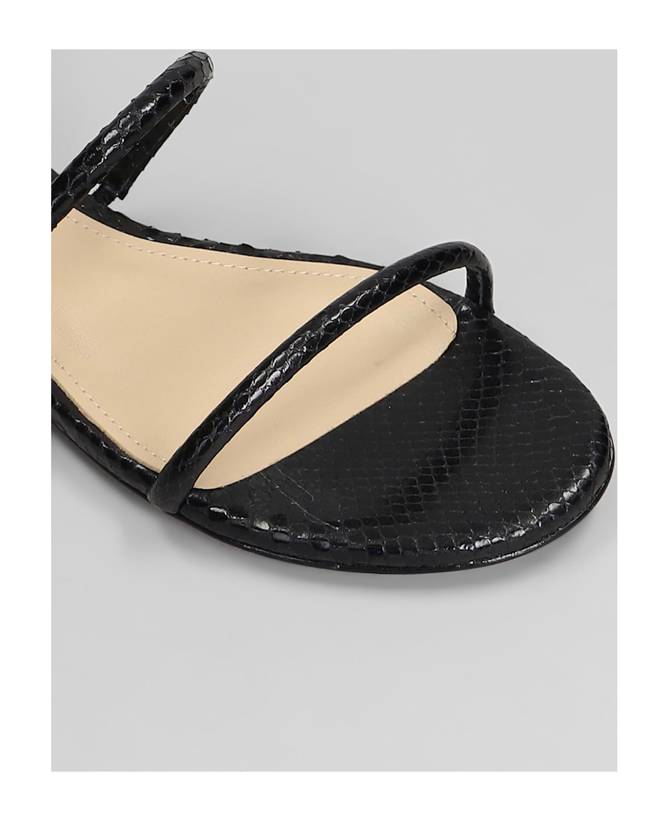 Lola Cruz Greta Flat Flats In Black Leather - black