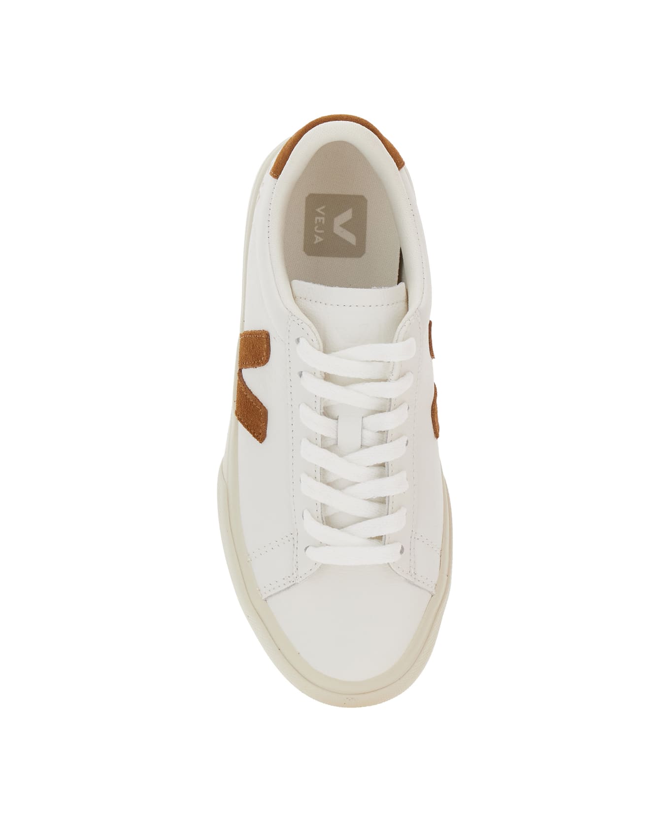 Veja 'campo' White Low Top Sneakers With Contrasting Heel With Logo Lettering And Logo Patch On The Side In Leather Unisex - White