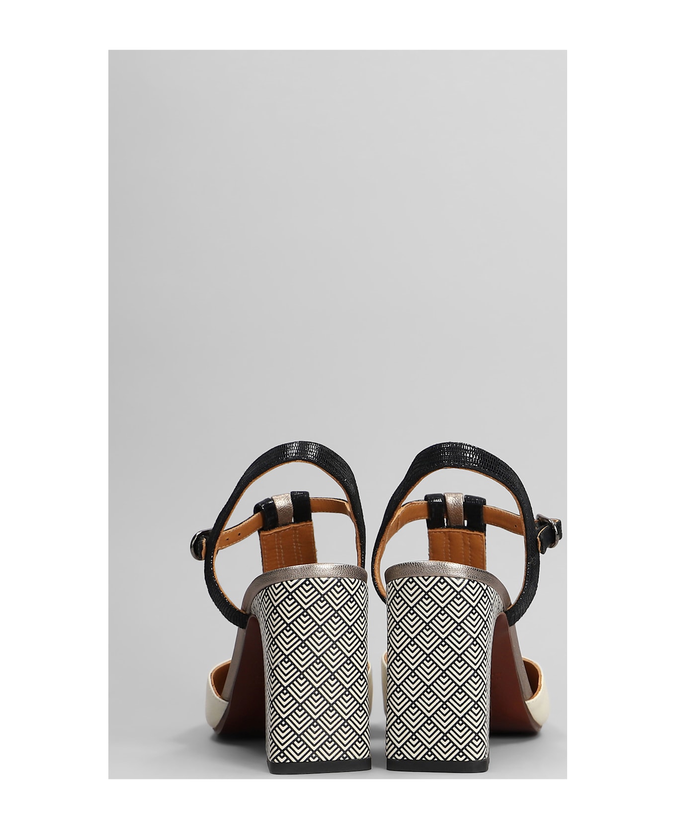 Chie Mihara Pumps In Beige Leather - beige