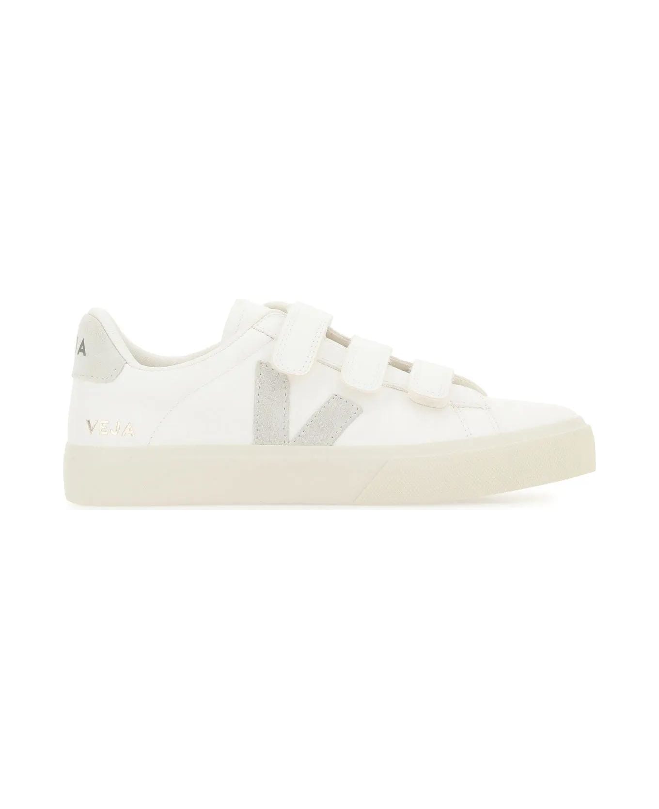 Veja White Chromefree Leather Recife Sneakers - Bianco