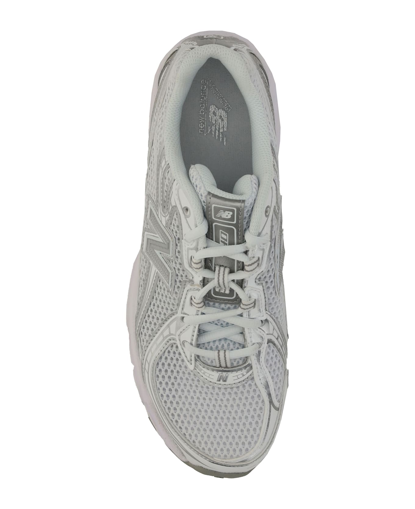 New Balance 740 Sneakers