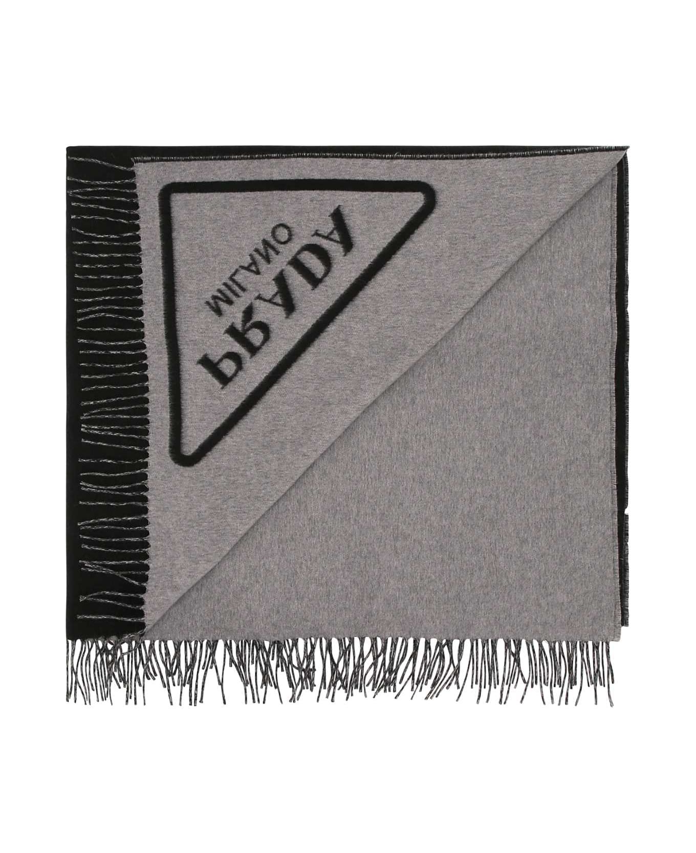 Prada Two-tone Cashmere Blanket - F0700 ブランケット