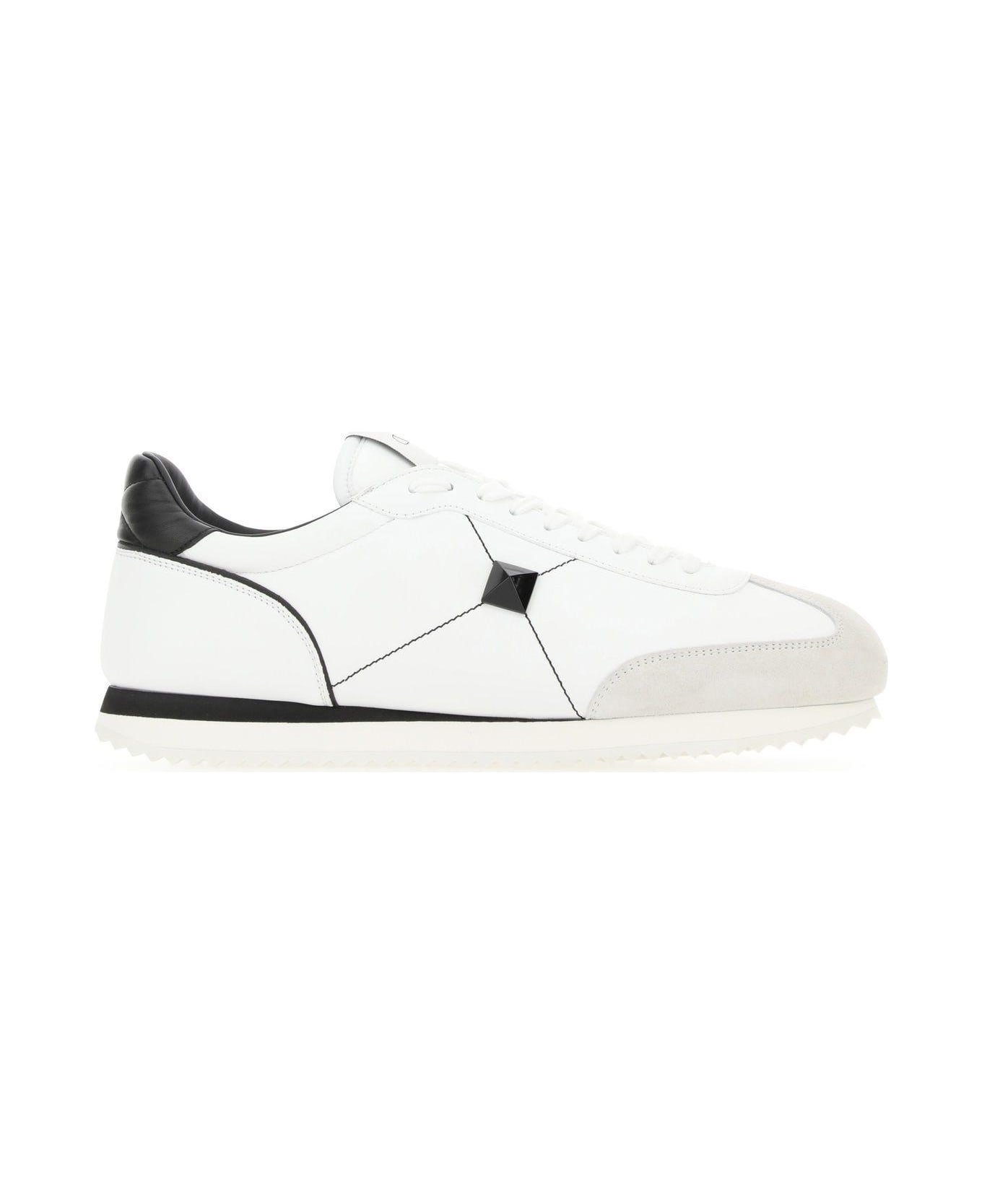 Valentino Garavani White Leather Stud Around Sneakers - White, black