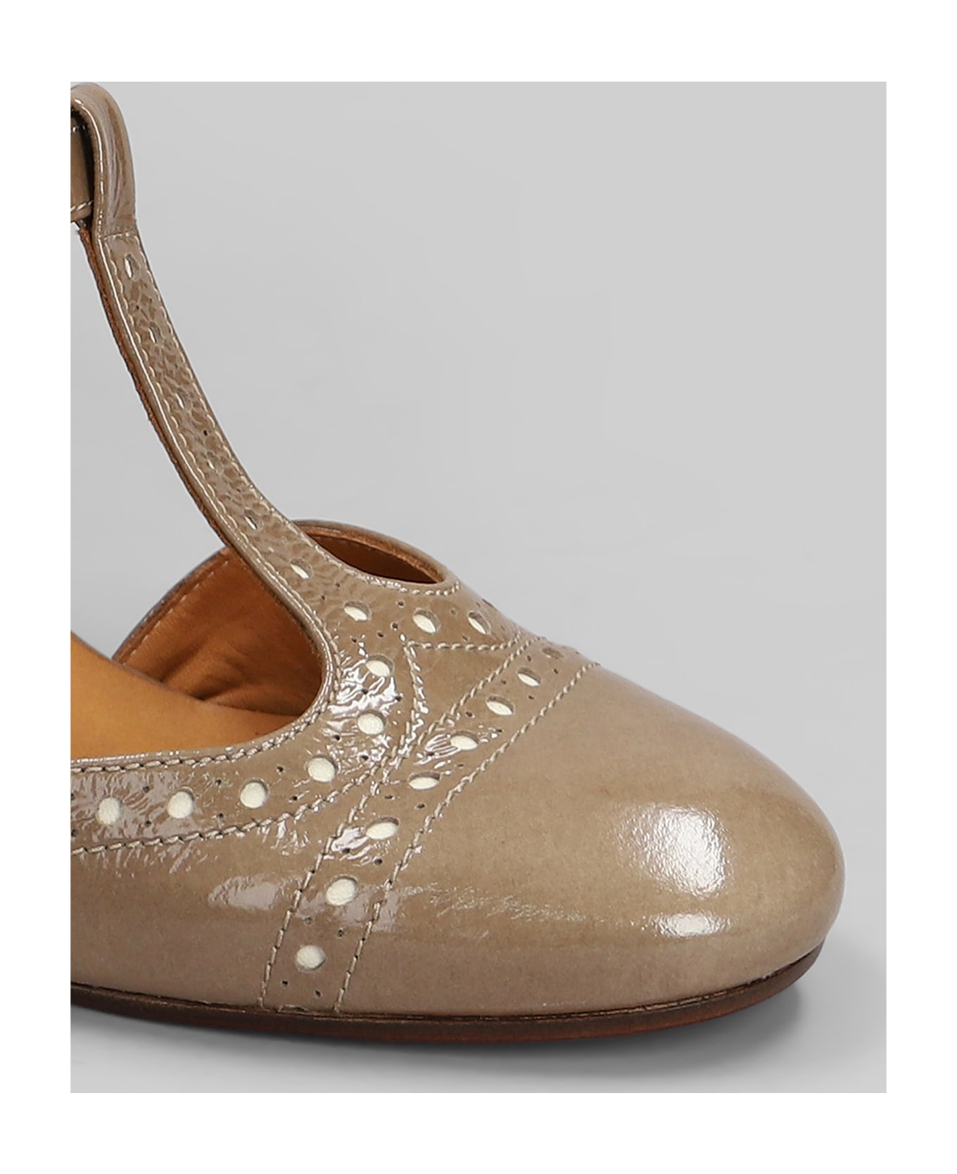 Chie Mihara Mira 46 Pumps In Taupe Leather - taupe