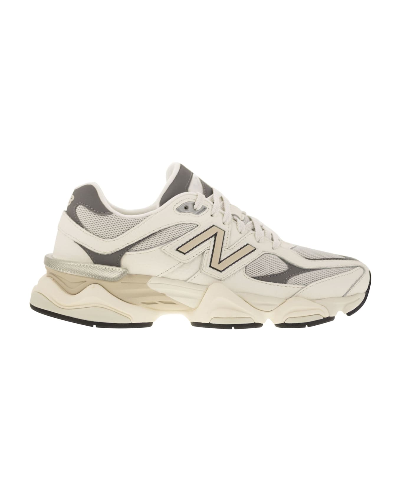 New Balance 9060 - Sneakers - Ivory