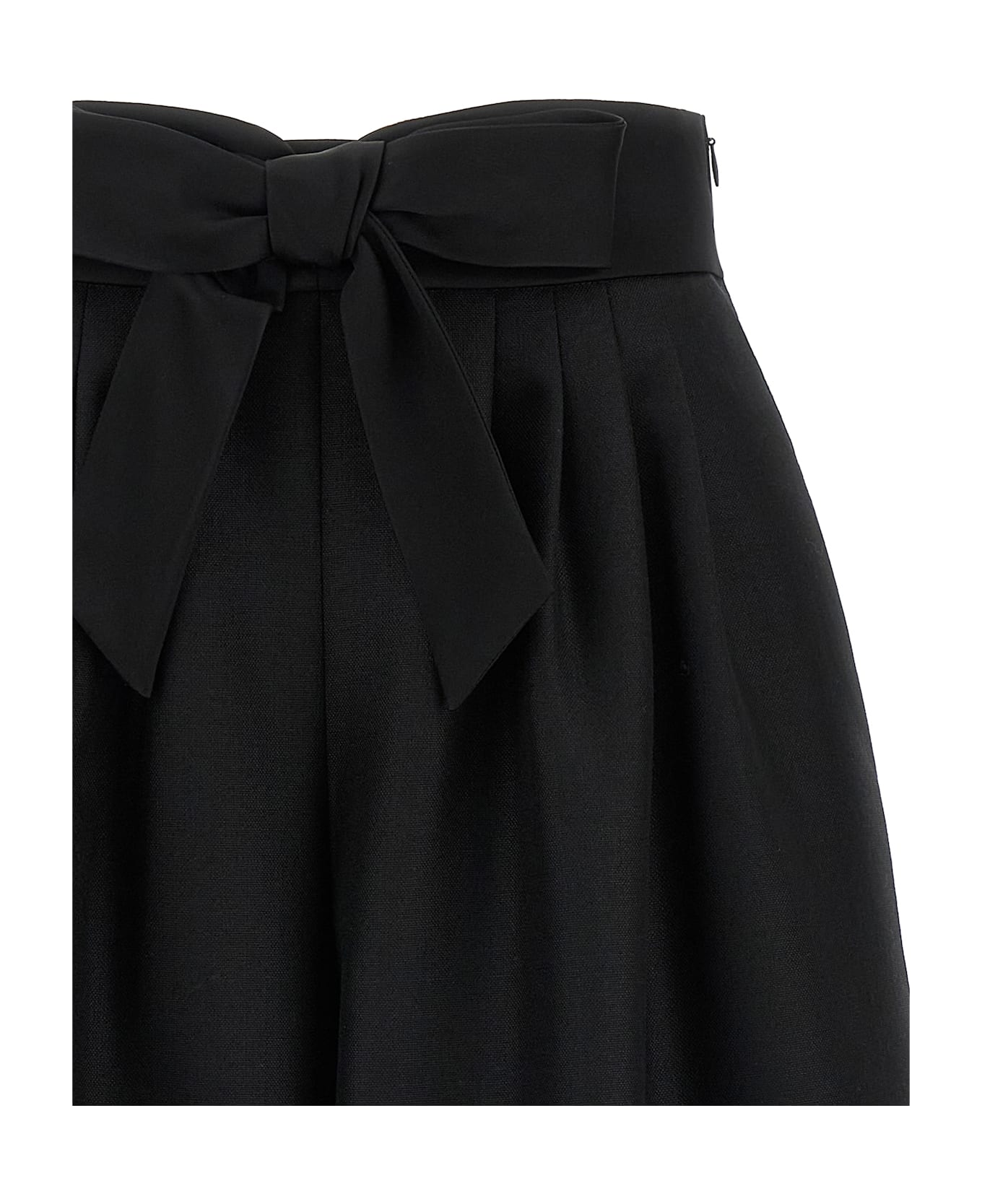 Valentino Garavani Bow Bermuda Shorts - Black  