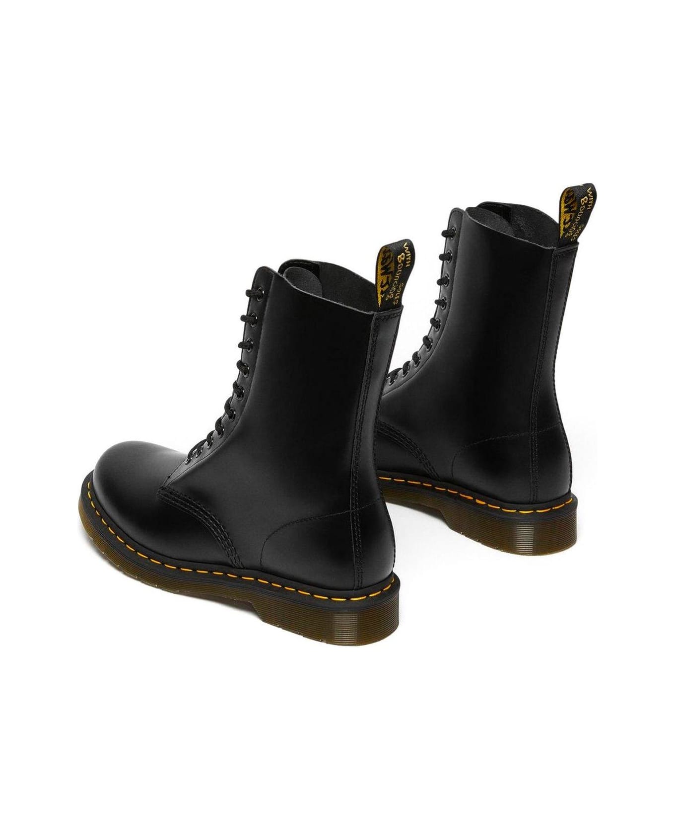 Dr. Martens 1490 Smooth Lace-up Boots シューズ