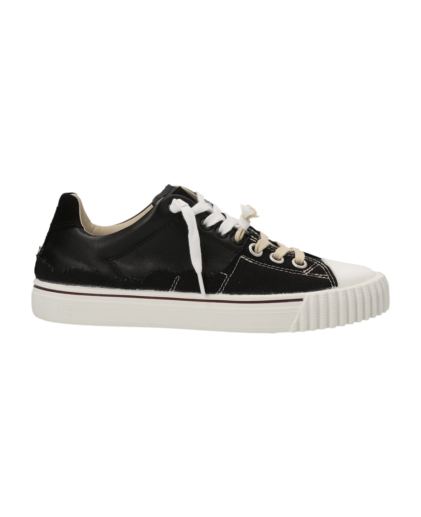 Maison Margiela New Evolution Lace-up Sneakers In Leather - Black