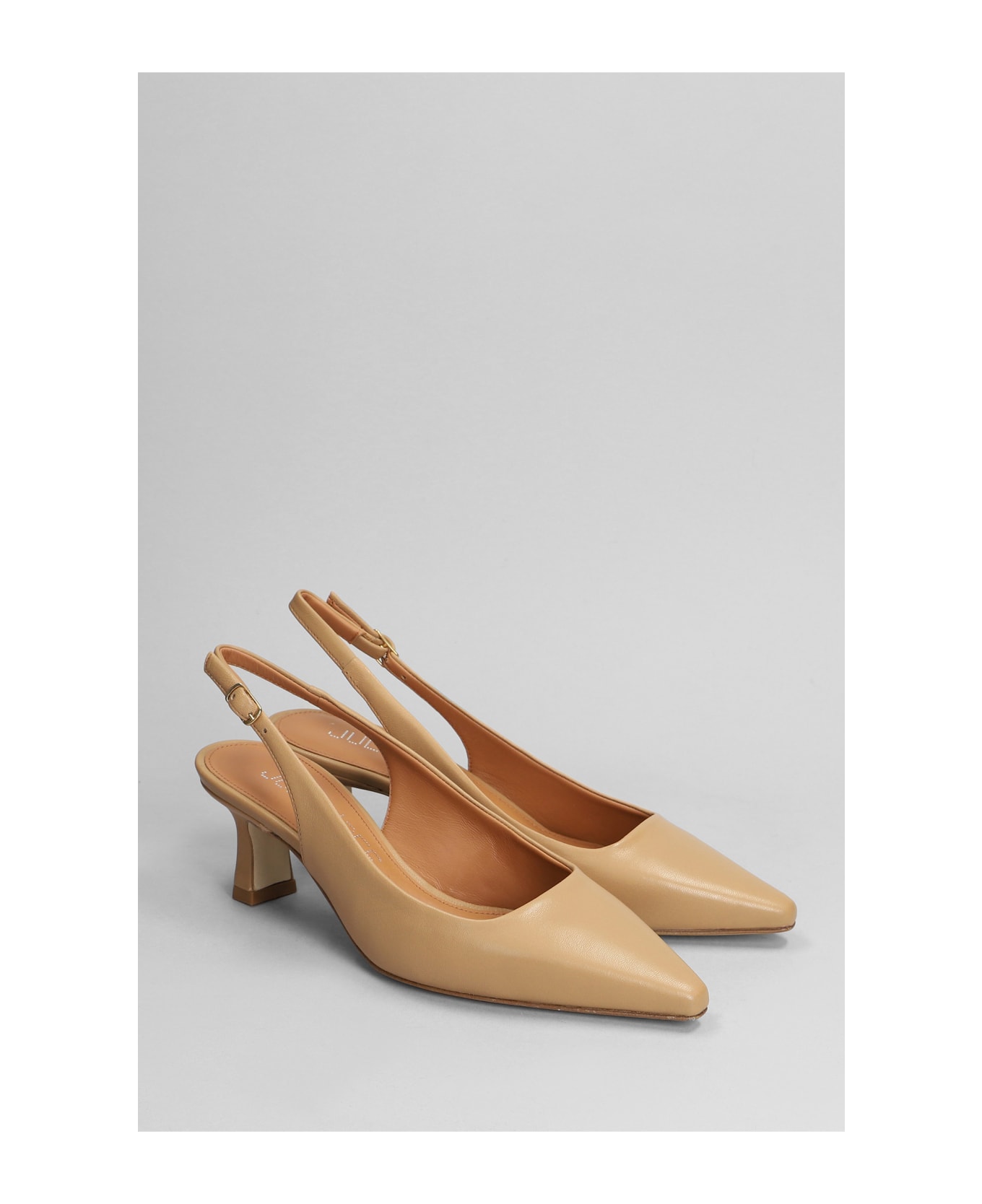 Julie Dee Pumps In Leather Color Leather - leather color
