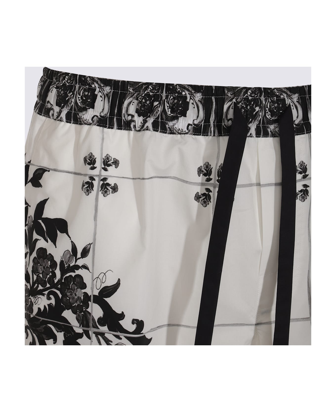 Dolce 
Gabbana White And Black Cotton Shorts - White/Black