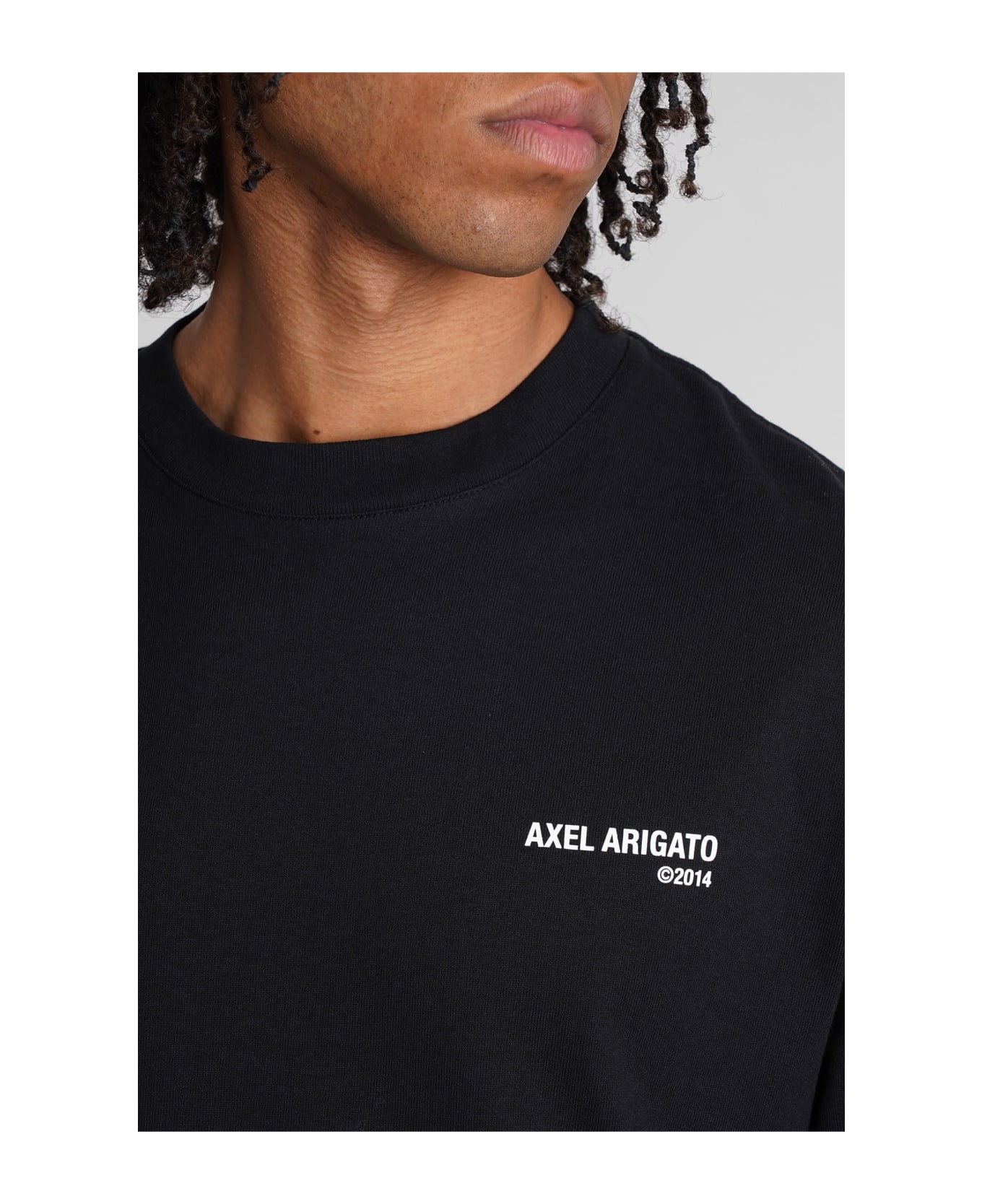 Axel Arigato T-shirt In Black Cotton - black
