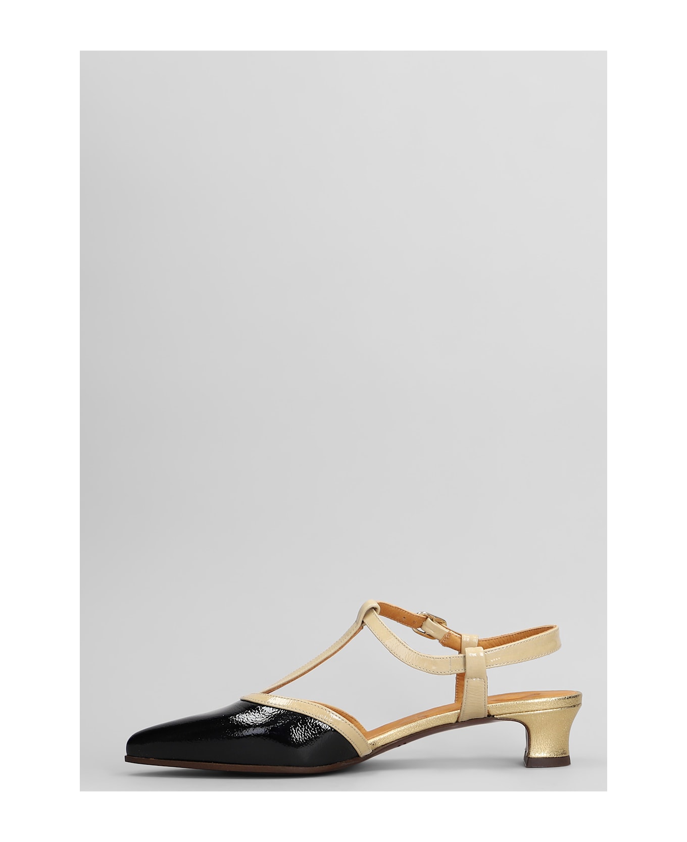 Chie Mihara Pumps In Black Patent Leather - black