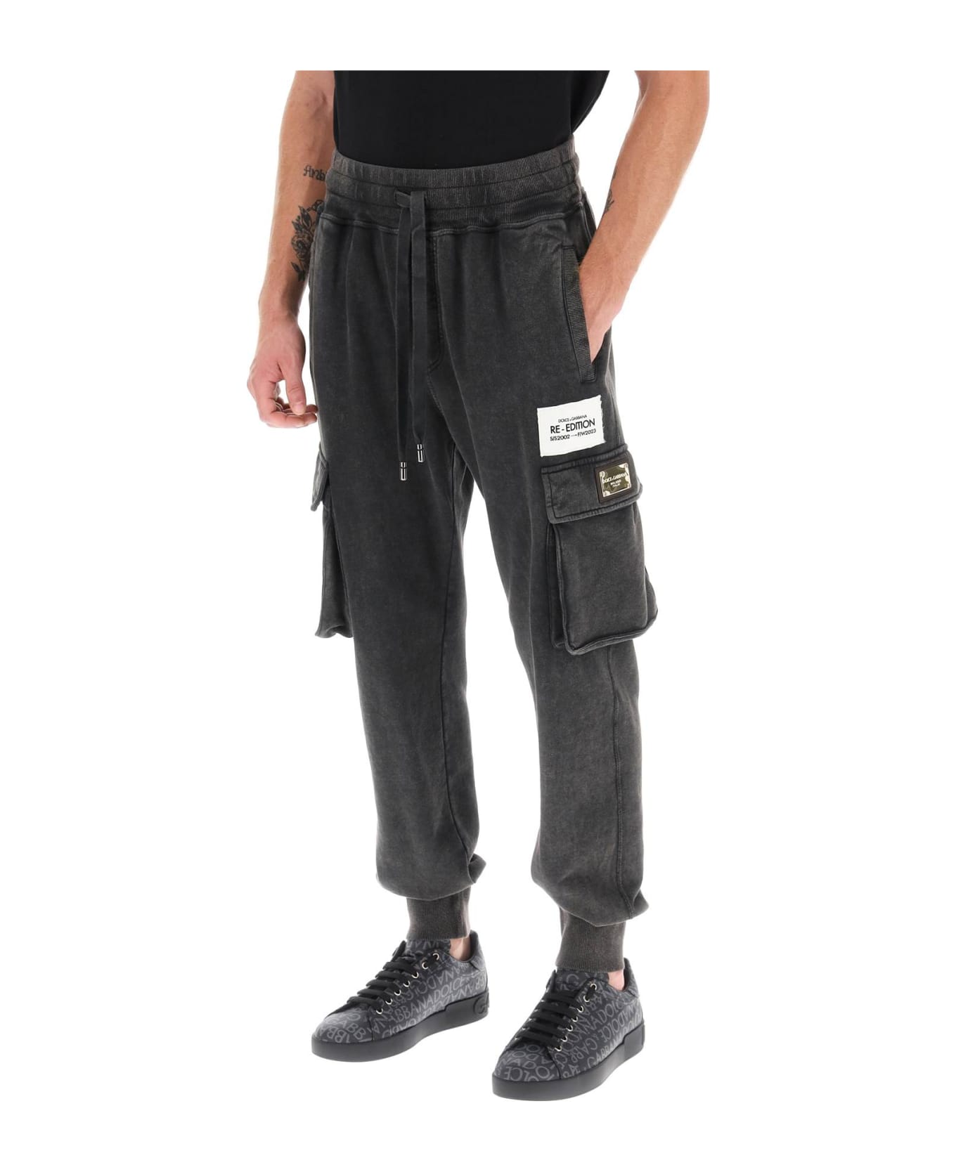 Dolce & Gabbana Cargo Pants With Logo - Grey