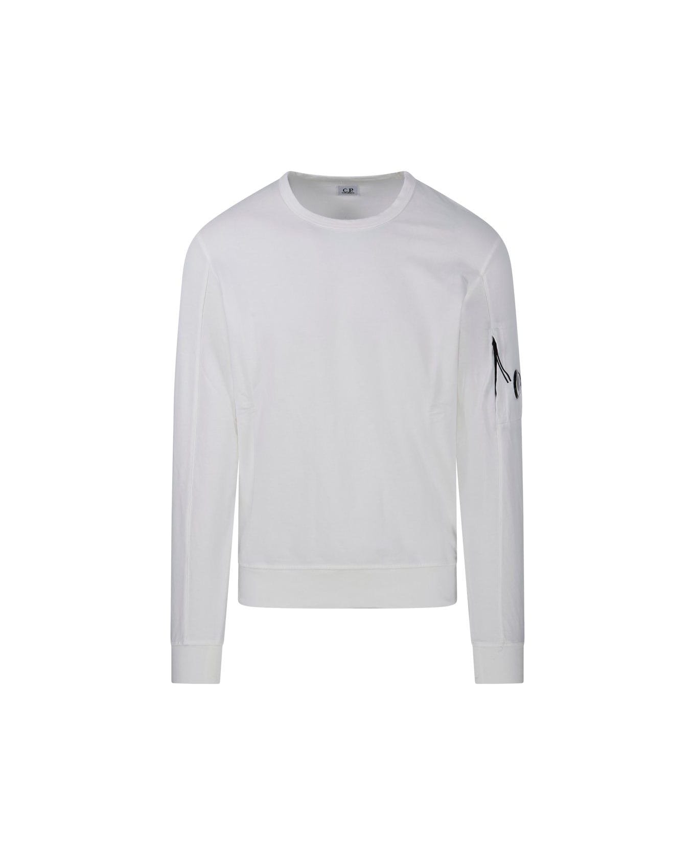 C.P. Company Lens-detailed Crewneck Sweatshirt - Gauze white