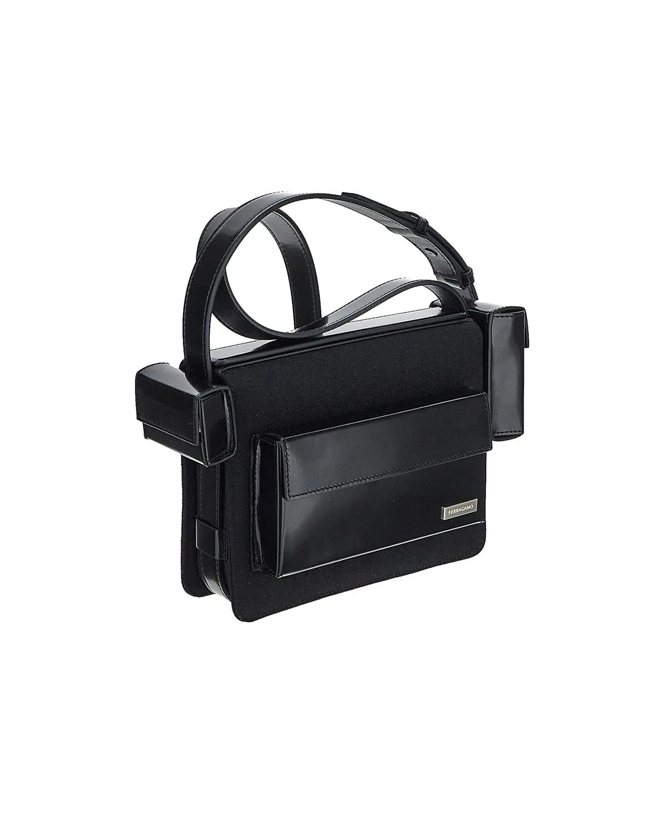 驚きの値段 Ferragamo italist | Bag Crossbody Multi-pocket アクセサリー