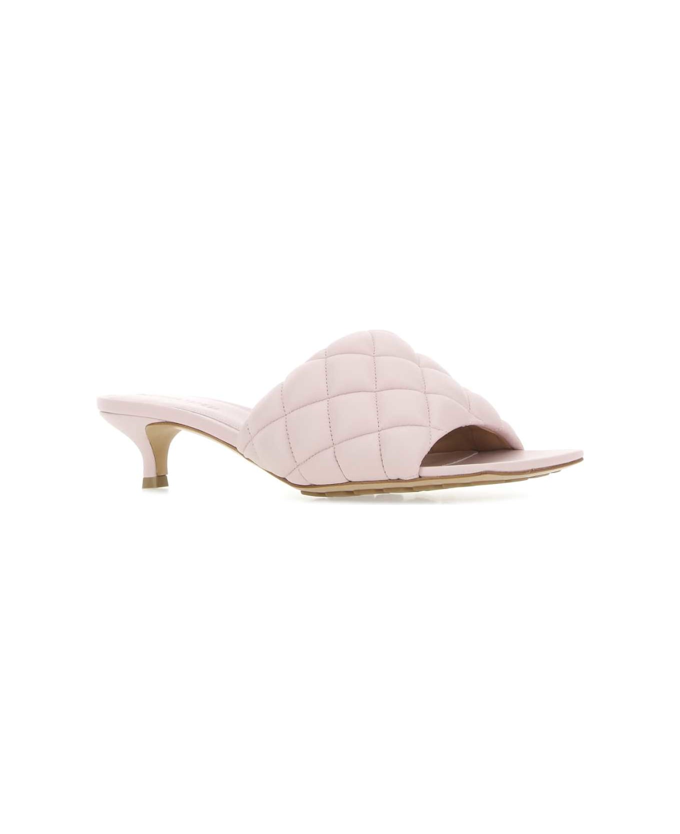 Bottega Veneta Light Pink Nappa Leather Padded Sandals - 5071