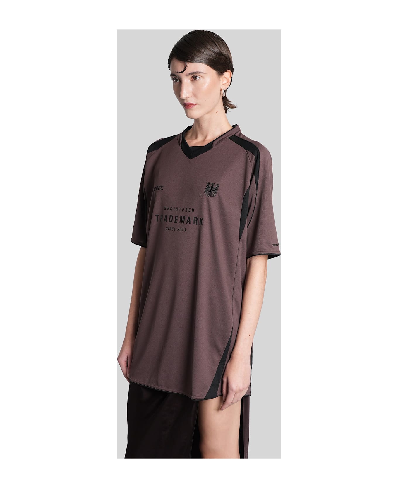 VETEMENTS T-shirt In Brown Polyester - brown