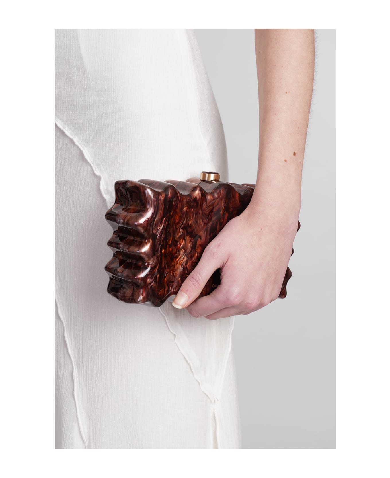 Cult Gaia Paloma Clutch In Brown Acrylic - brown
