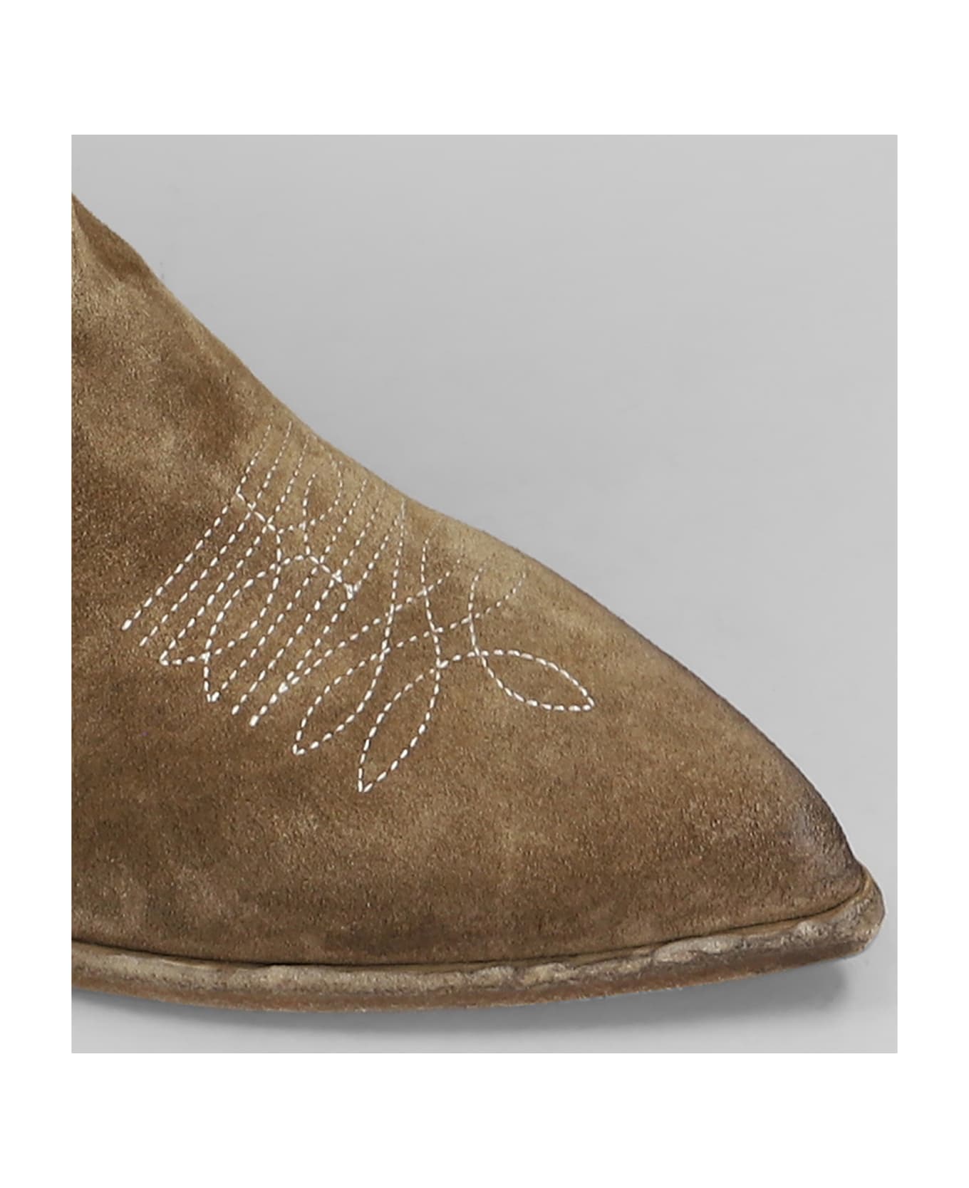 Elena Iachi Texan Boots In Camel Suede - Camel