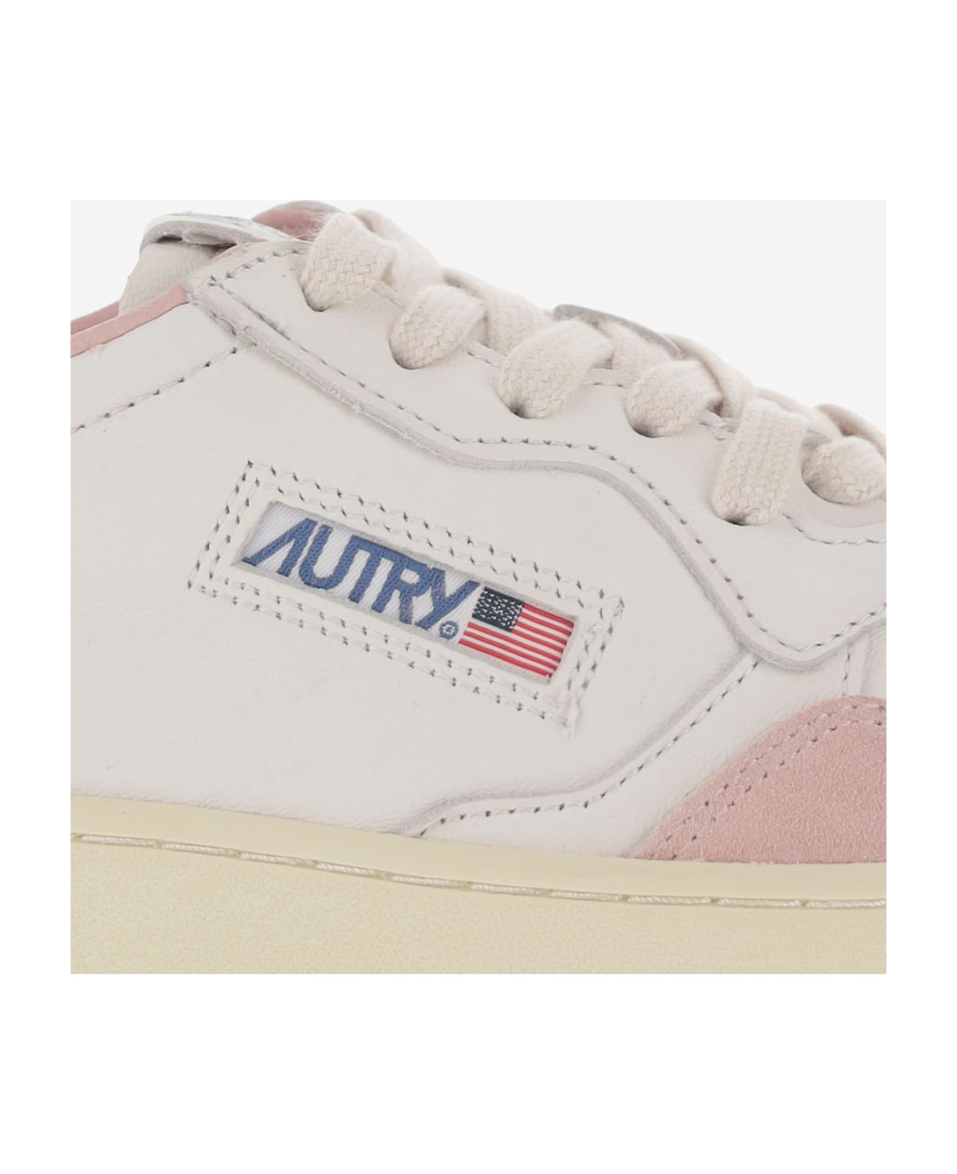 Autry Low Medalist Leather Sneakers - Wht/powder