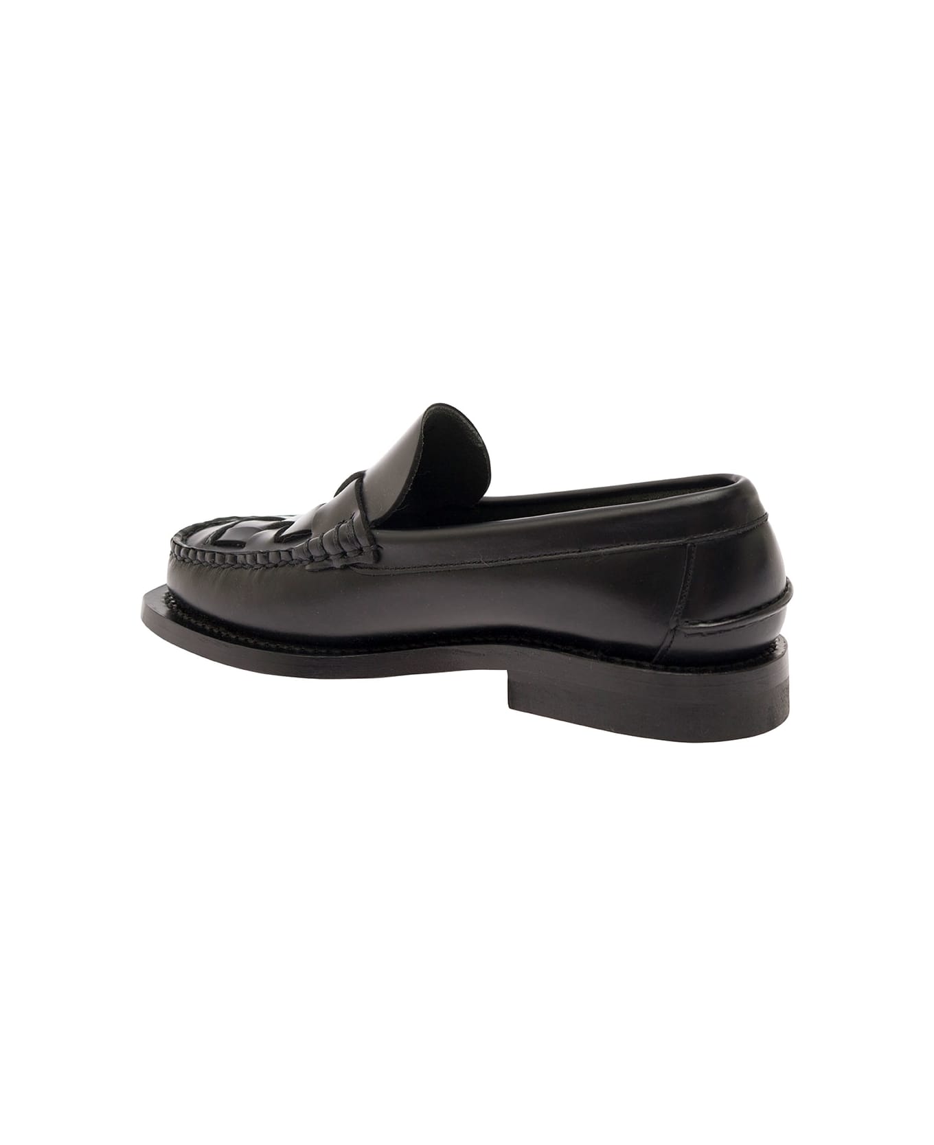 Hereu 'nombela' Black Loafers In Handwoven Leather Woman - Black フラットシューズ