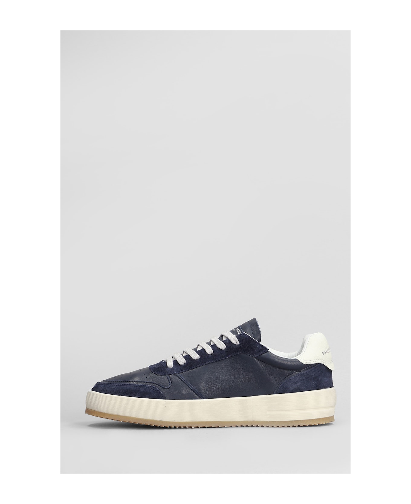 Philippe Model Nice Low Sneakers In Blue Suede And Leather - blue