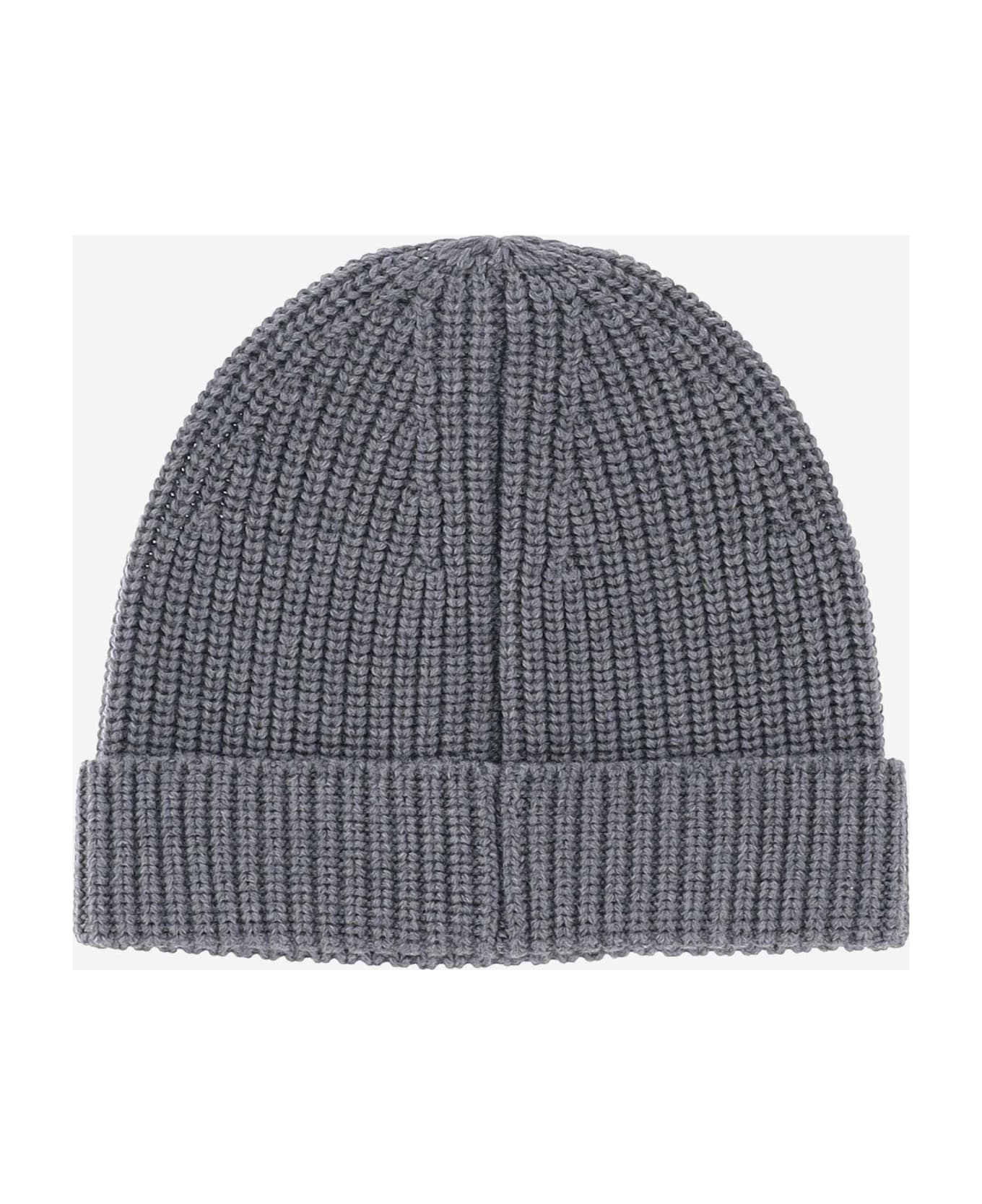 Valentino Garavani Wool Beanie With Logo - Grey