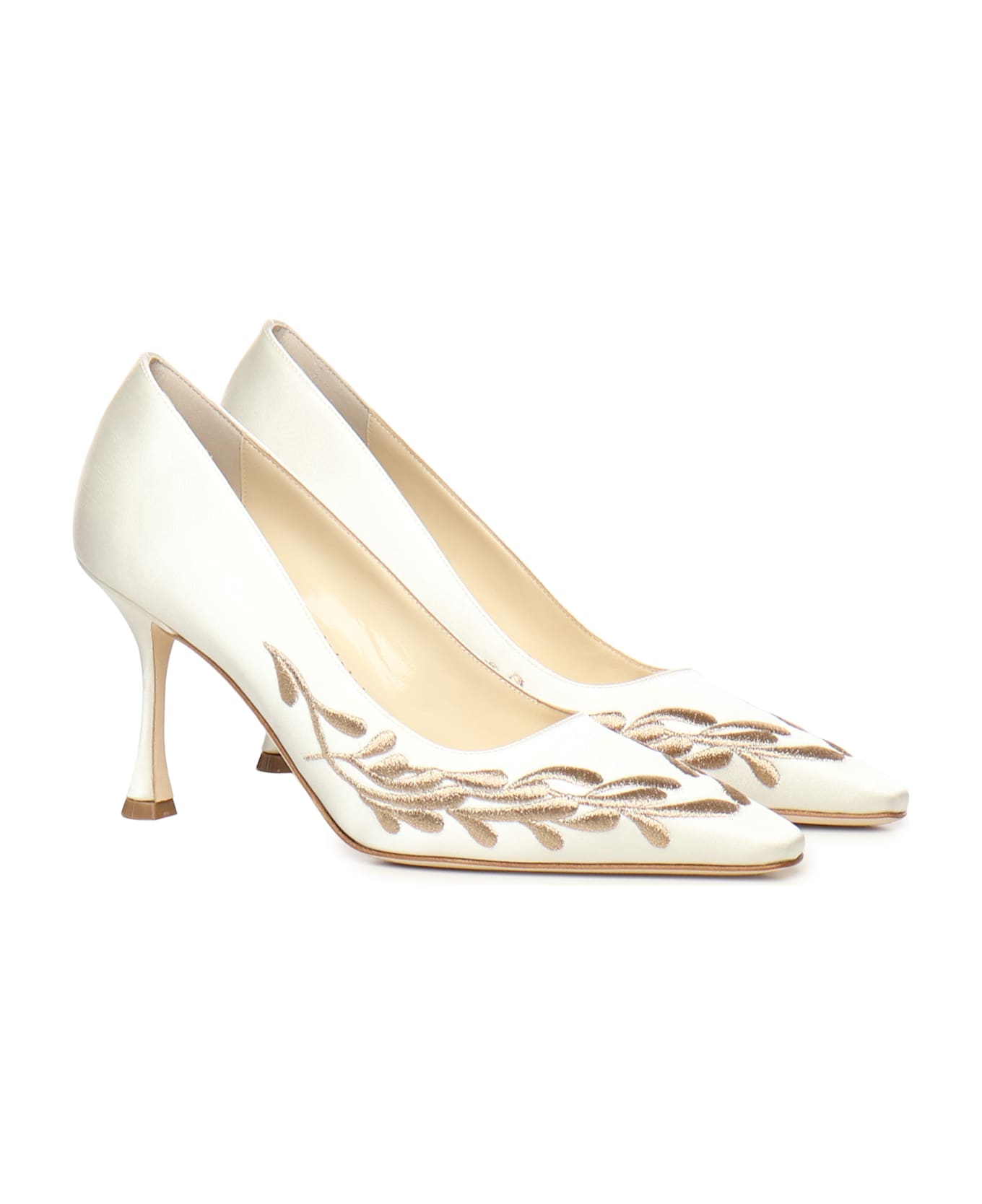 Manolo Blahnik Rabata Pumps - White