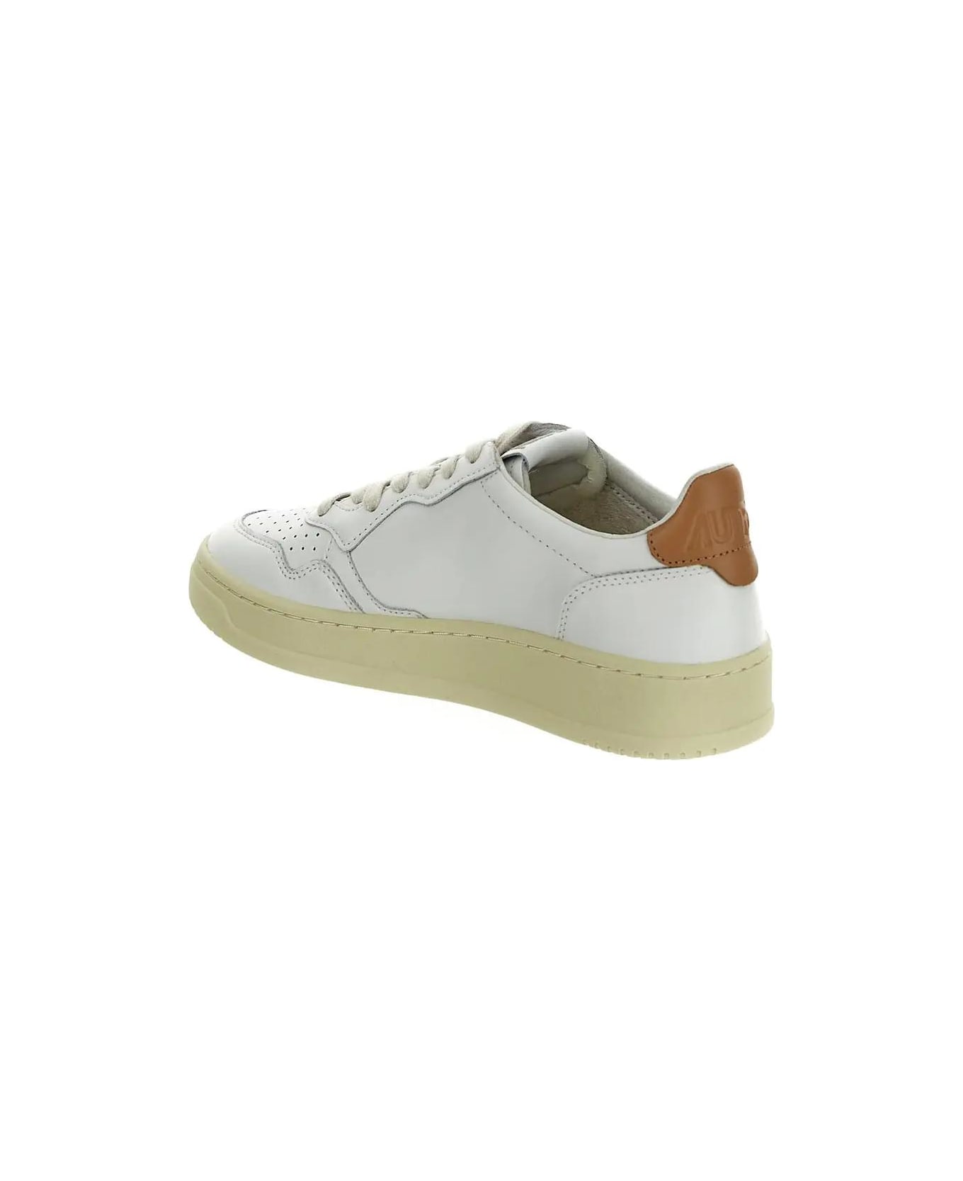 Autry Medalist Sneakers - White