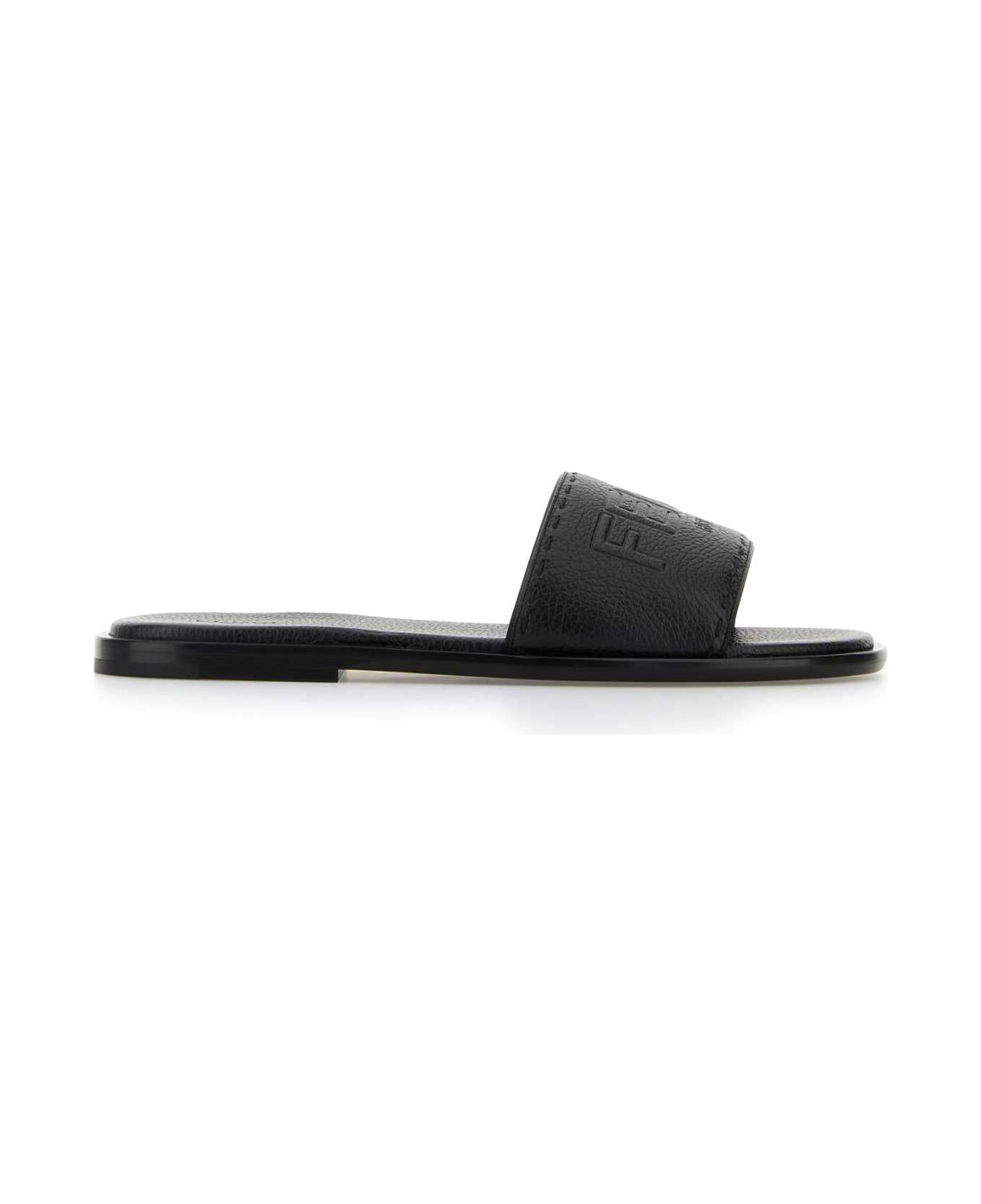 Fendi Black Leather Slippers - NERO