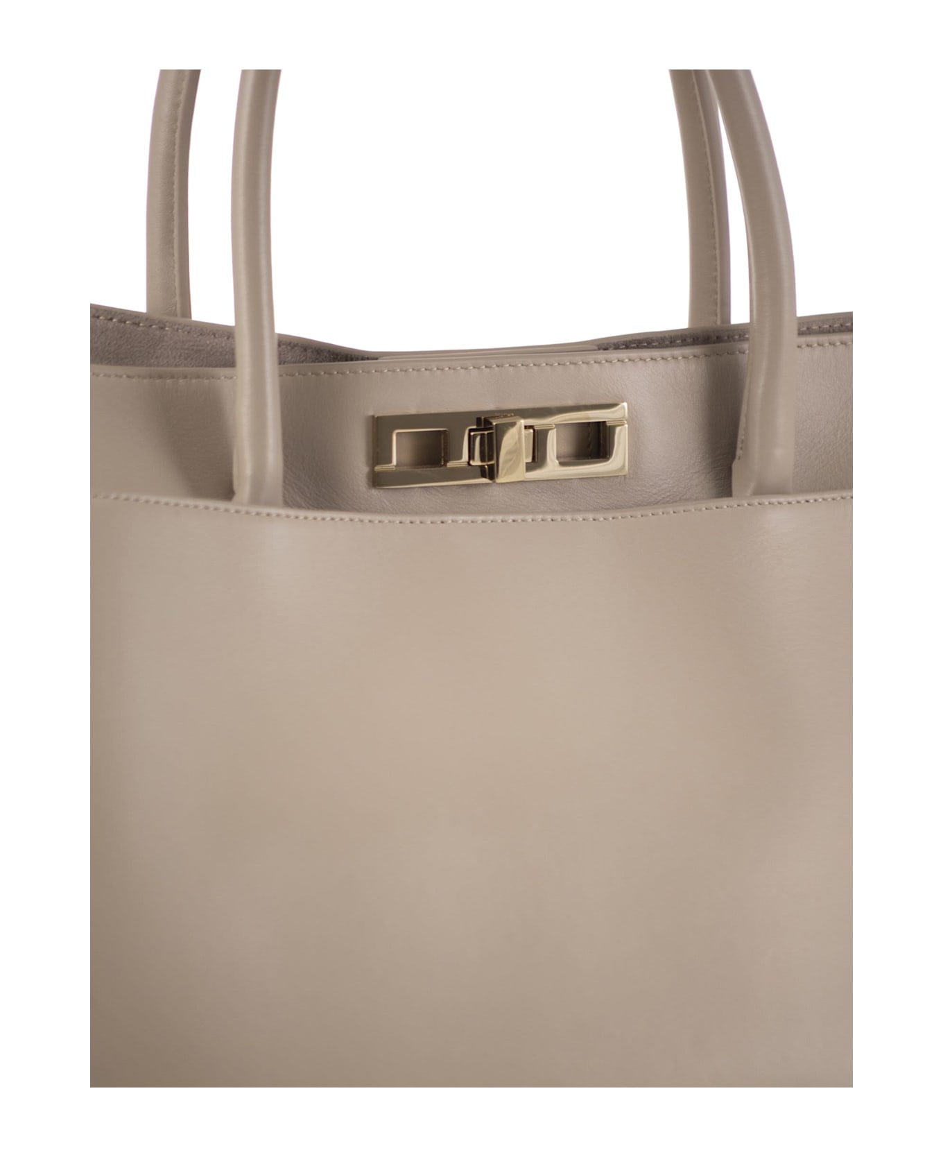 Fabiana Filippi Large Handbag With Metal Accessory - Light Beige