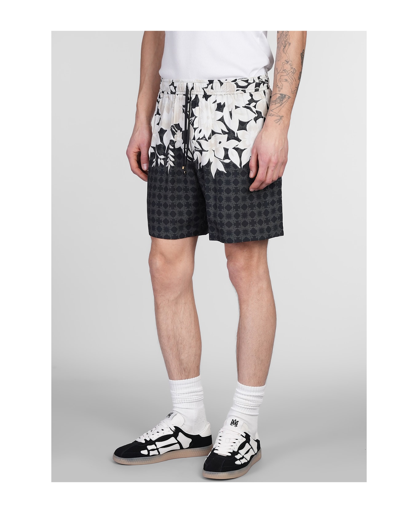 AMIRI Shorts In Black Viscose - black