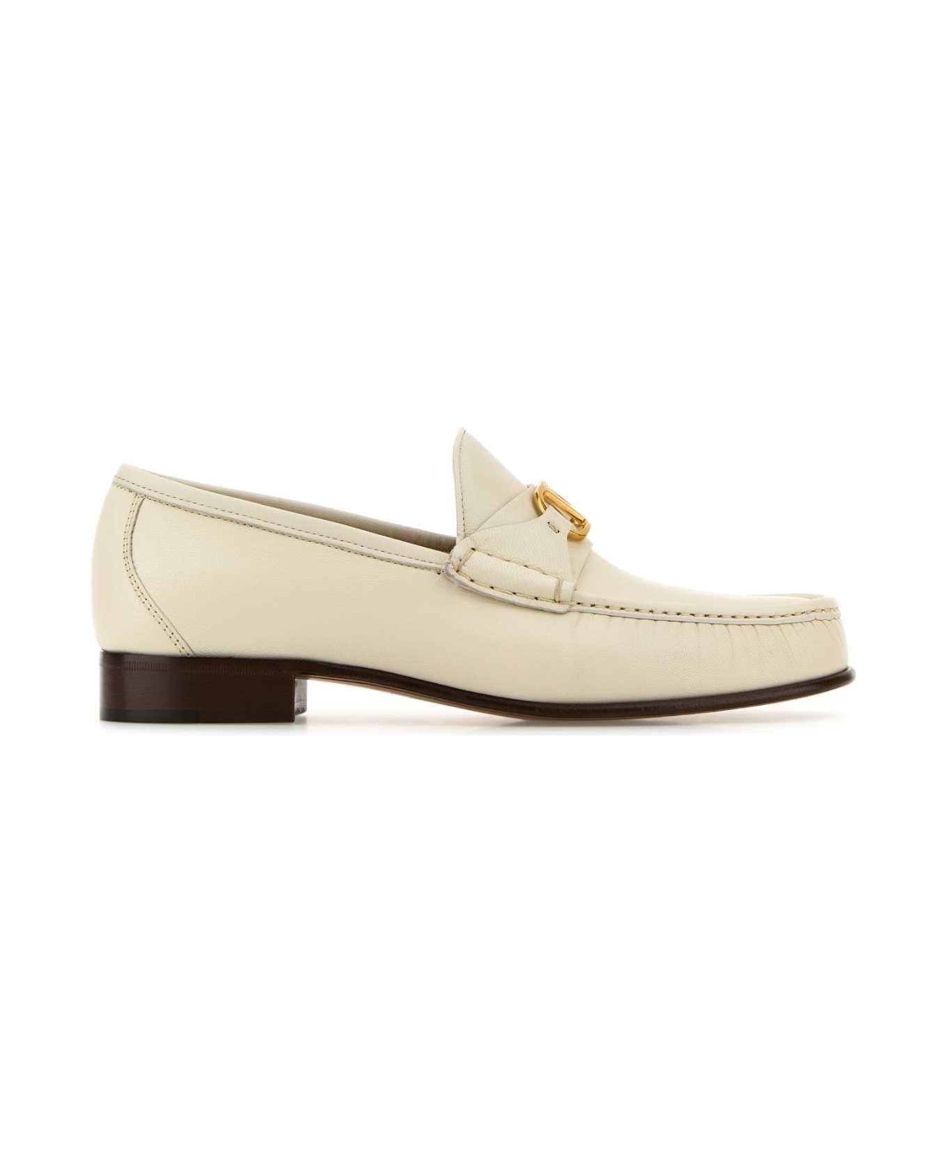 Valentino Garavani Ivory Leather Vlogo Signature Loafers - IVORY