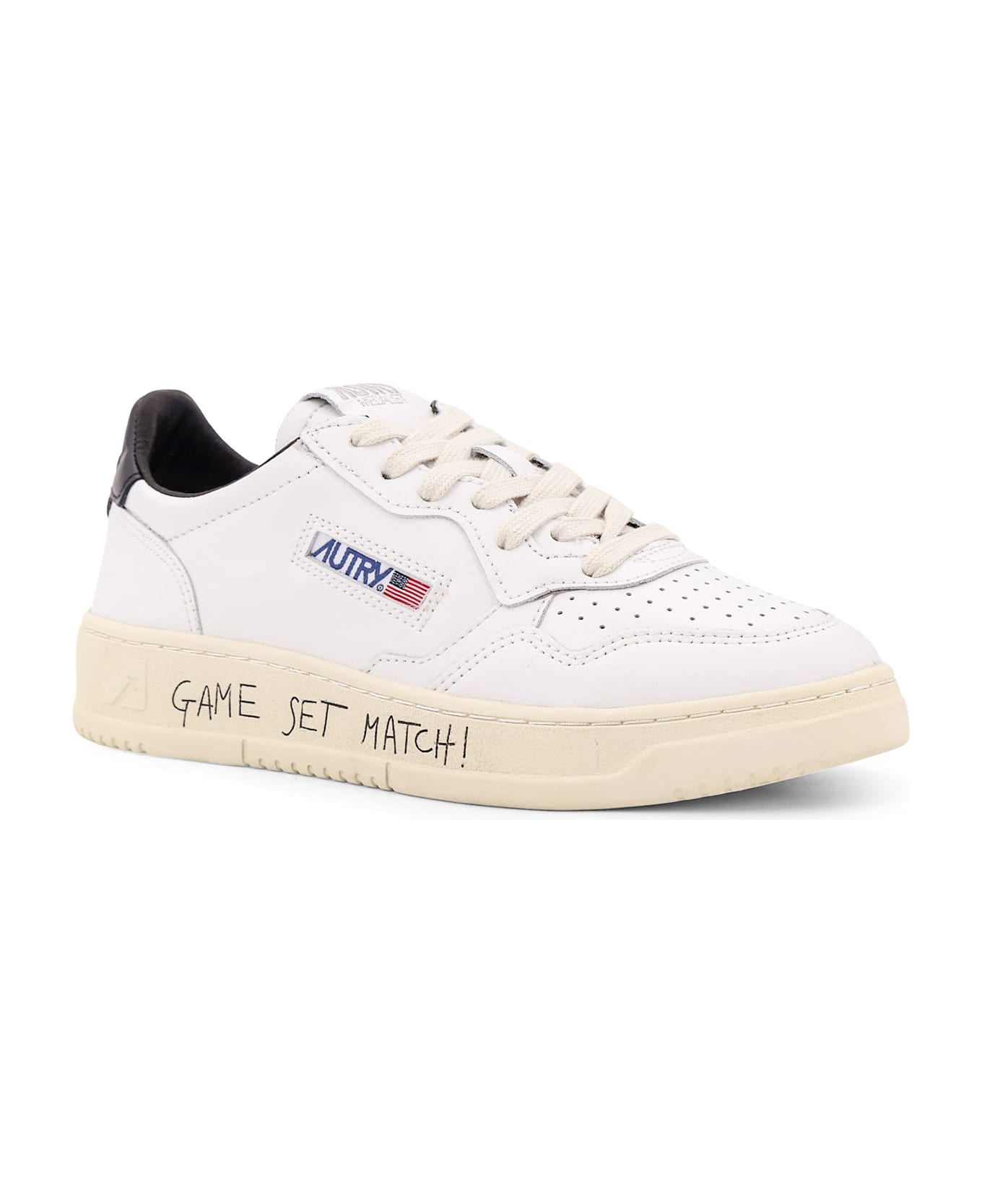 Autry Medalist Low Leather Sneakers - White