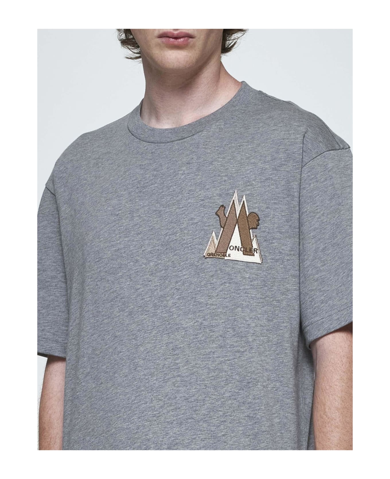 Moncler Logo-patch Cotton T-shirt - Light grey