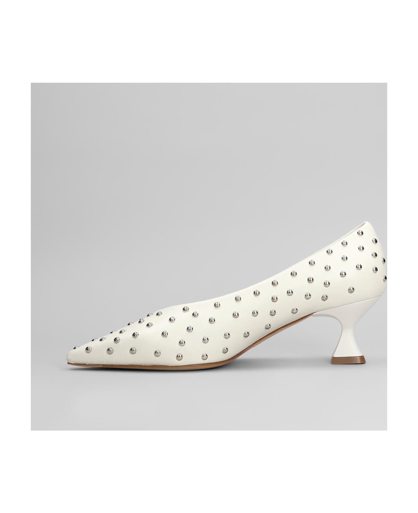 The Seller Pumps In White Leather - white