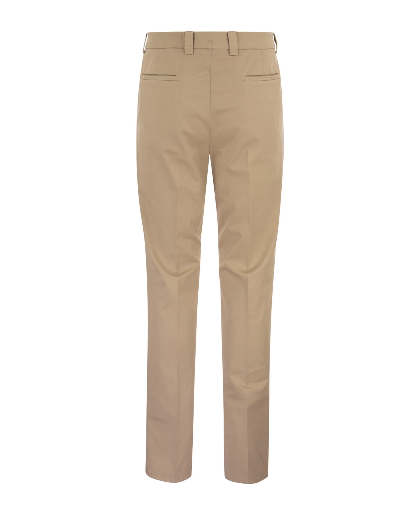 Brunello Cucinelli Garment-dyed Leisure Fit Trousers In American Pima Comfort Cotton With Pleats - Sand ボトムス
