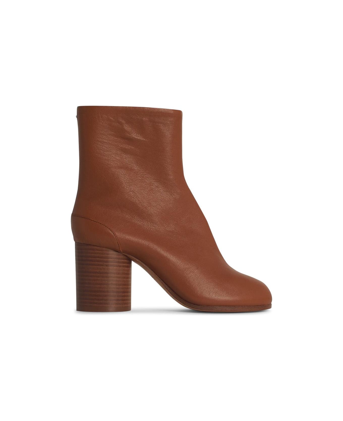 Maison Margiela Cleft Toe Boots - Brown