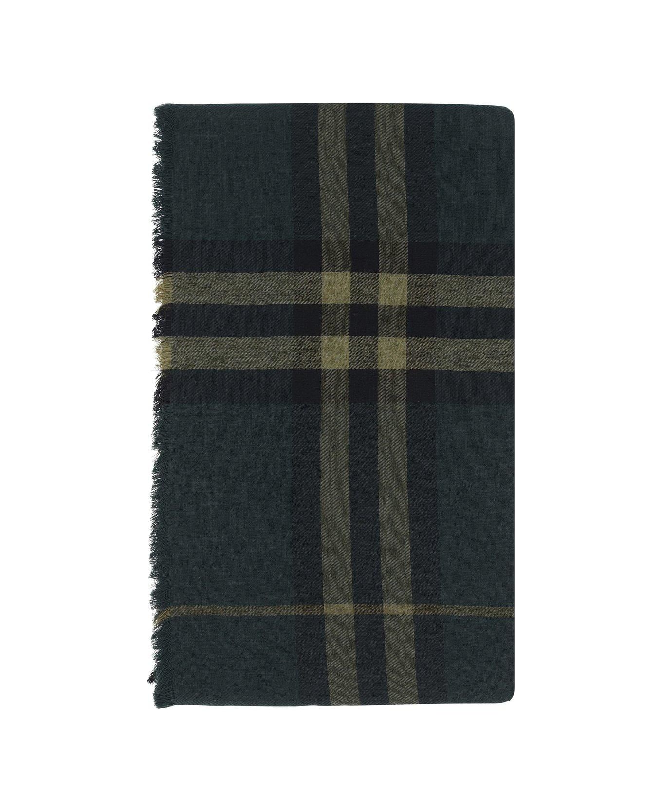 Burberry Checked Frayed-edge Scarf - Grey