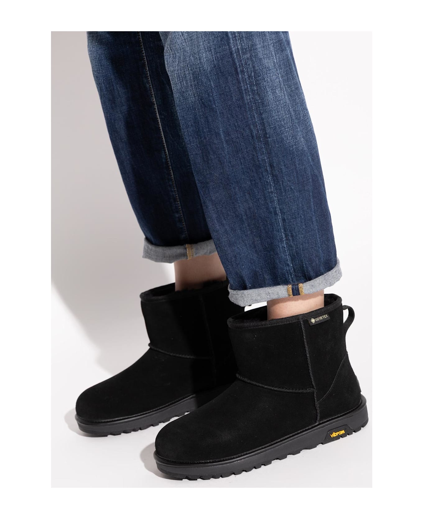 UGG Snow Boots 
classic Mini Gtx
 - Blk Black