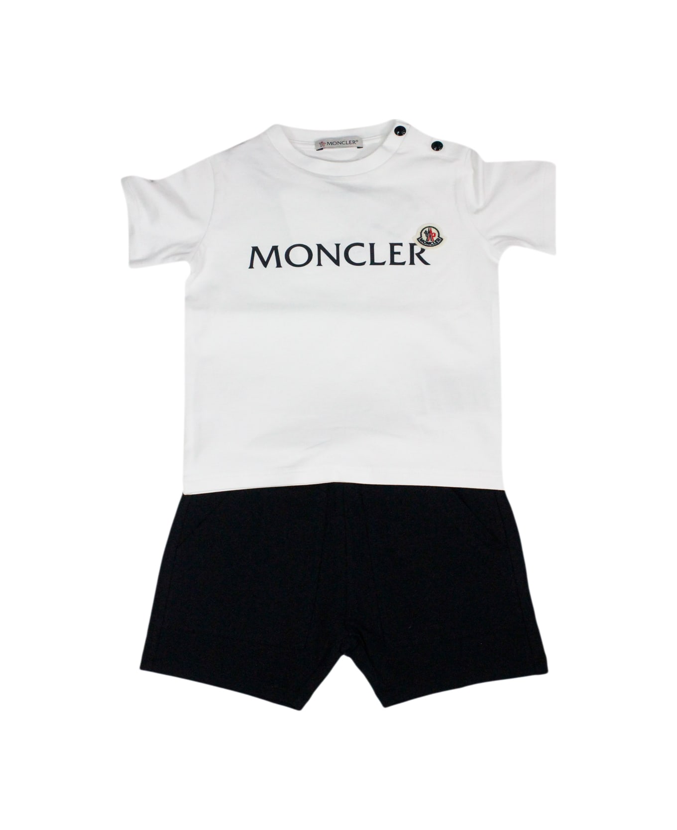 Moncler Complete With Short-sleeved Crew-neck T-shirt And Shorts With Elasticated Waist And Side Pockets. Logo On The Chest - Helmut Lang Hooded Jackets