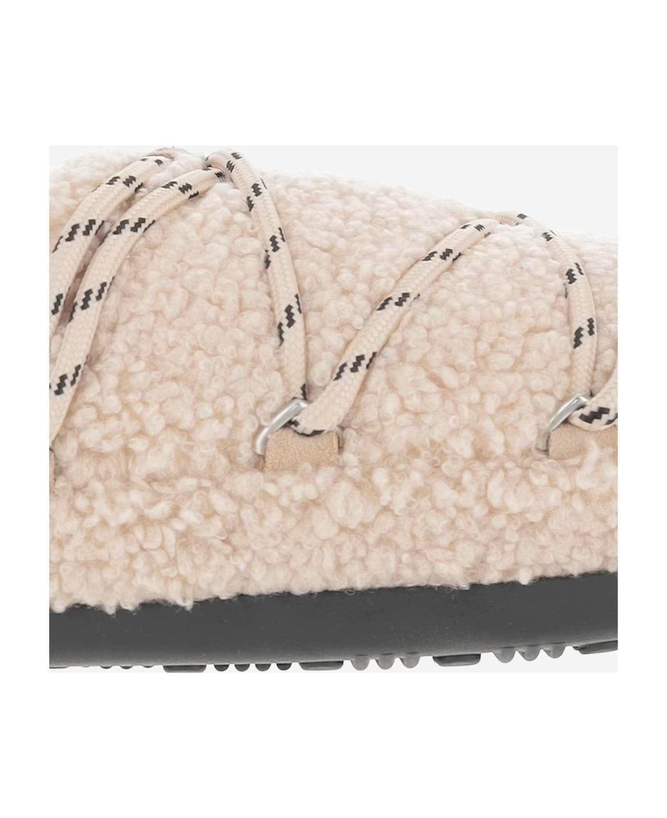 Moon Boot Teddy Slipper In Shearling - Beige