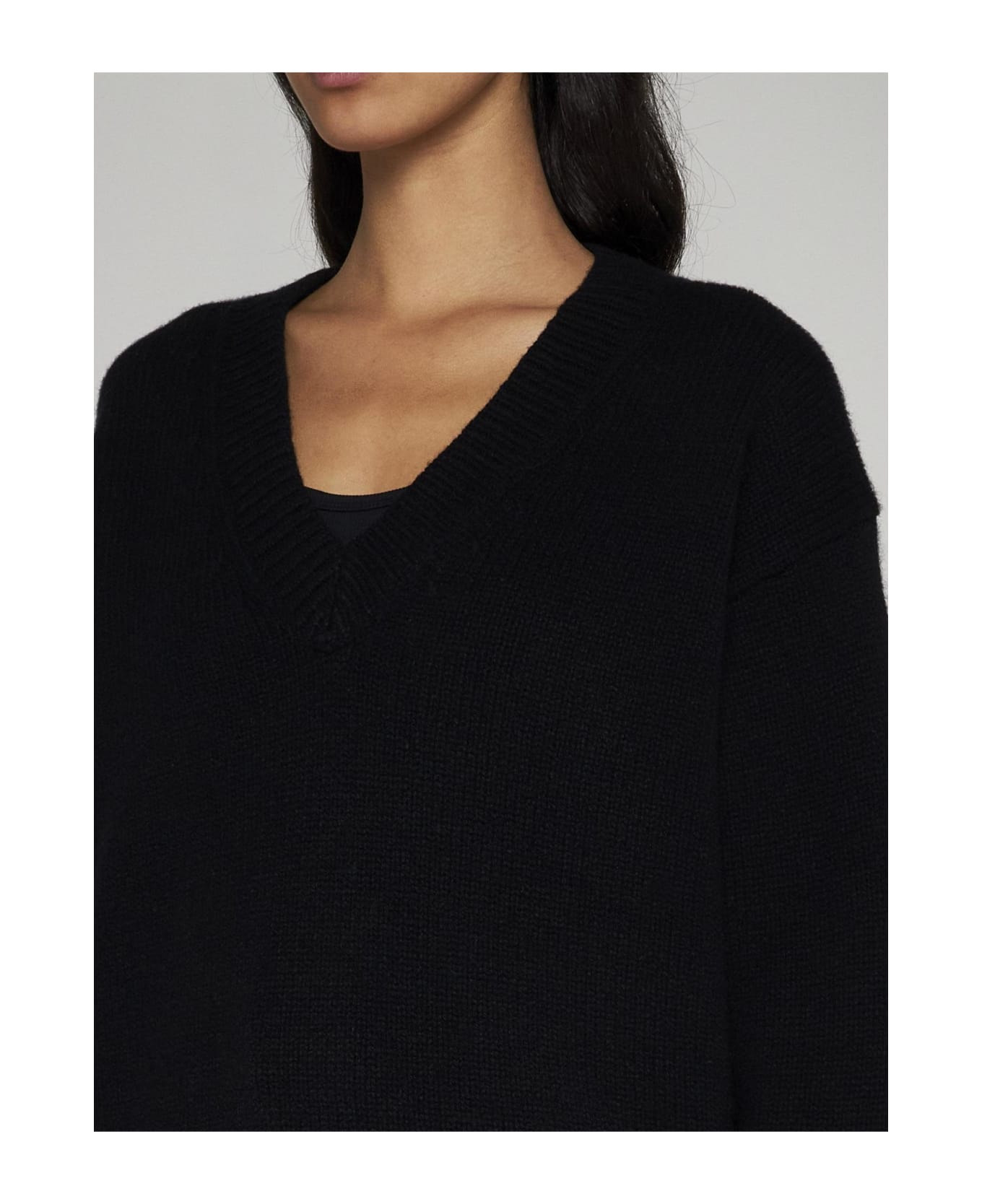 Totême Wool And Cashmere Sweater - 001 BLACK