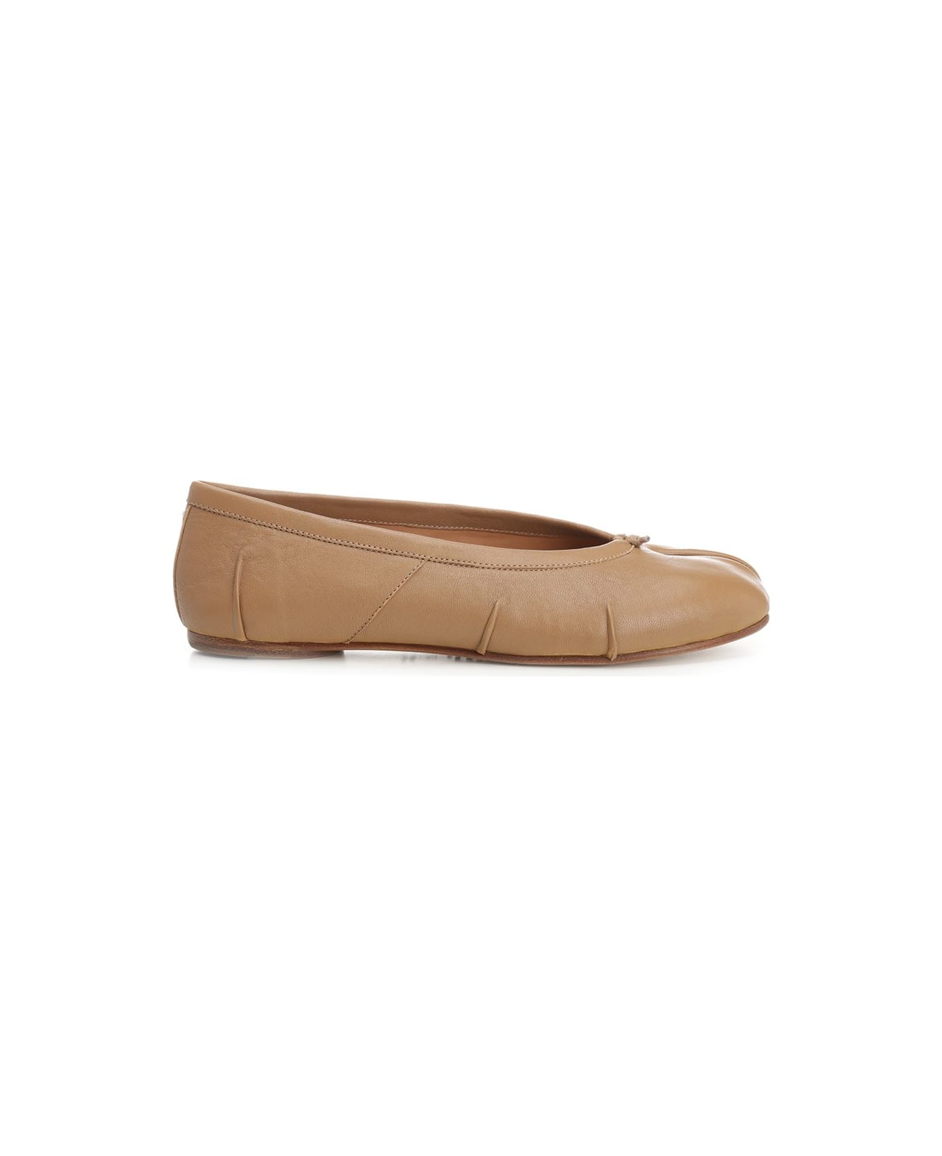 Maison Margiela "tabi" Flat Shoes - Beige