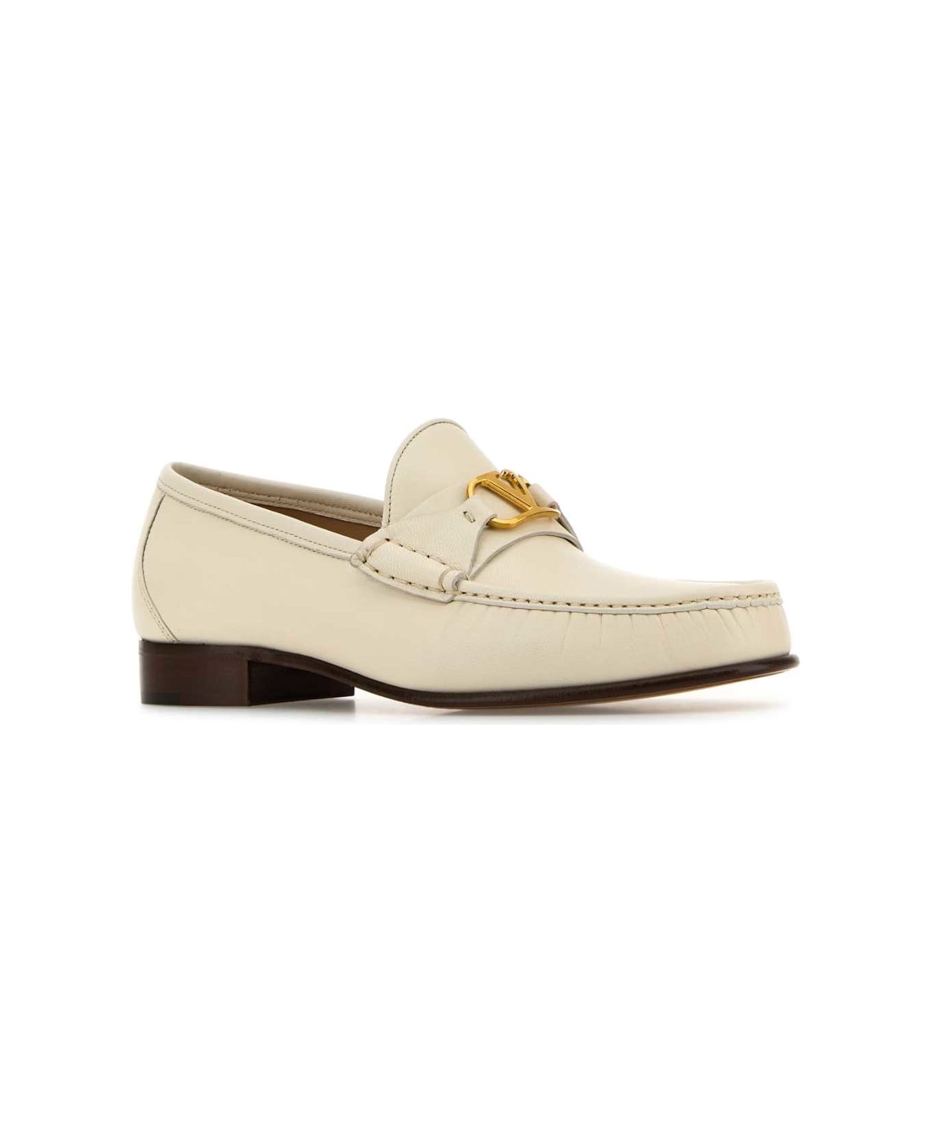Valentino Garavani Ivory Leather Vlogo Signature Loafers - IVORY